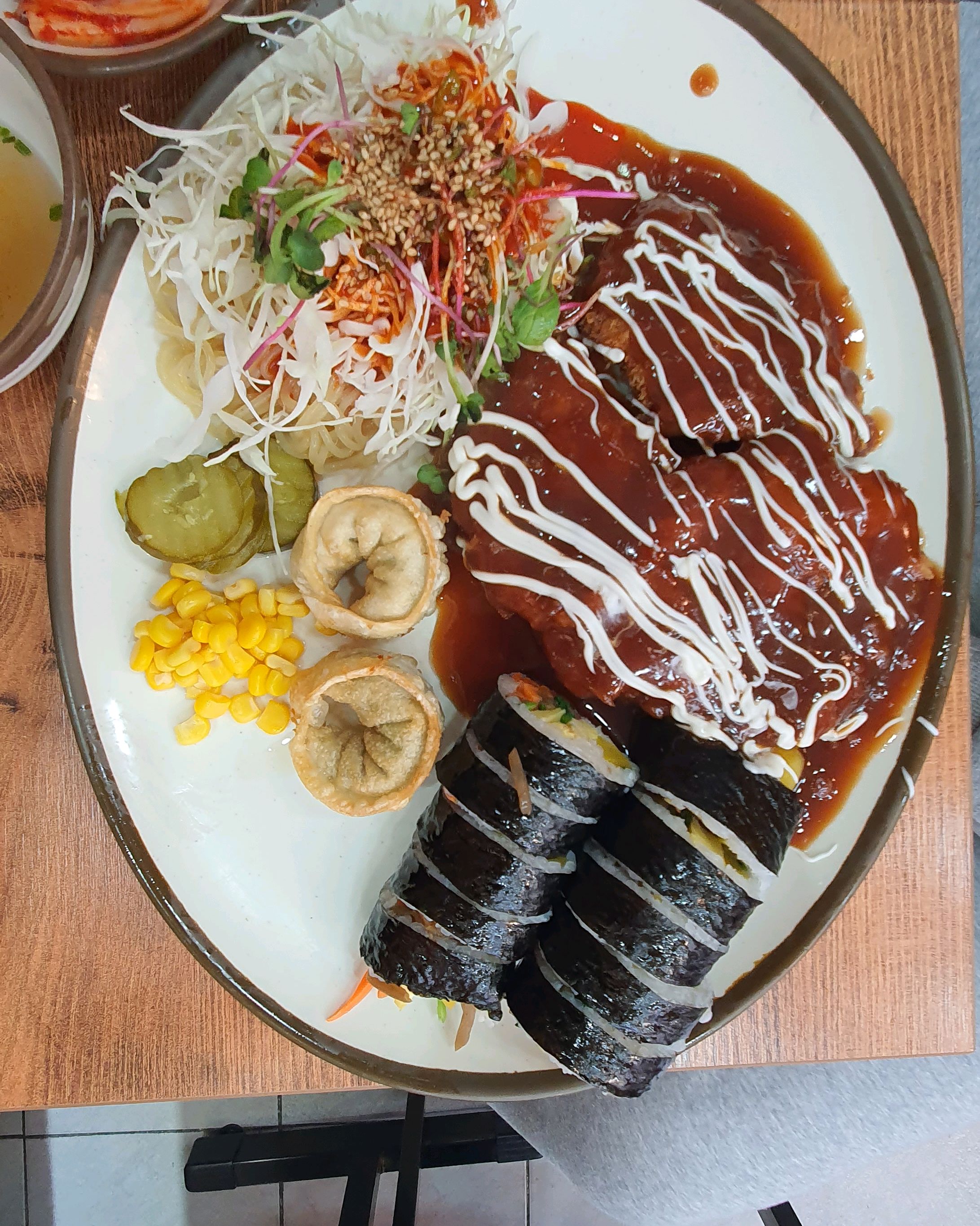 속초중앙시장 음식들이 은근히 비싸고 맛있는가 찾기 힘들어 - 아바이마을 맛집 김밥천국 중앙점
