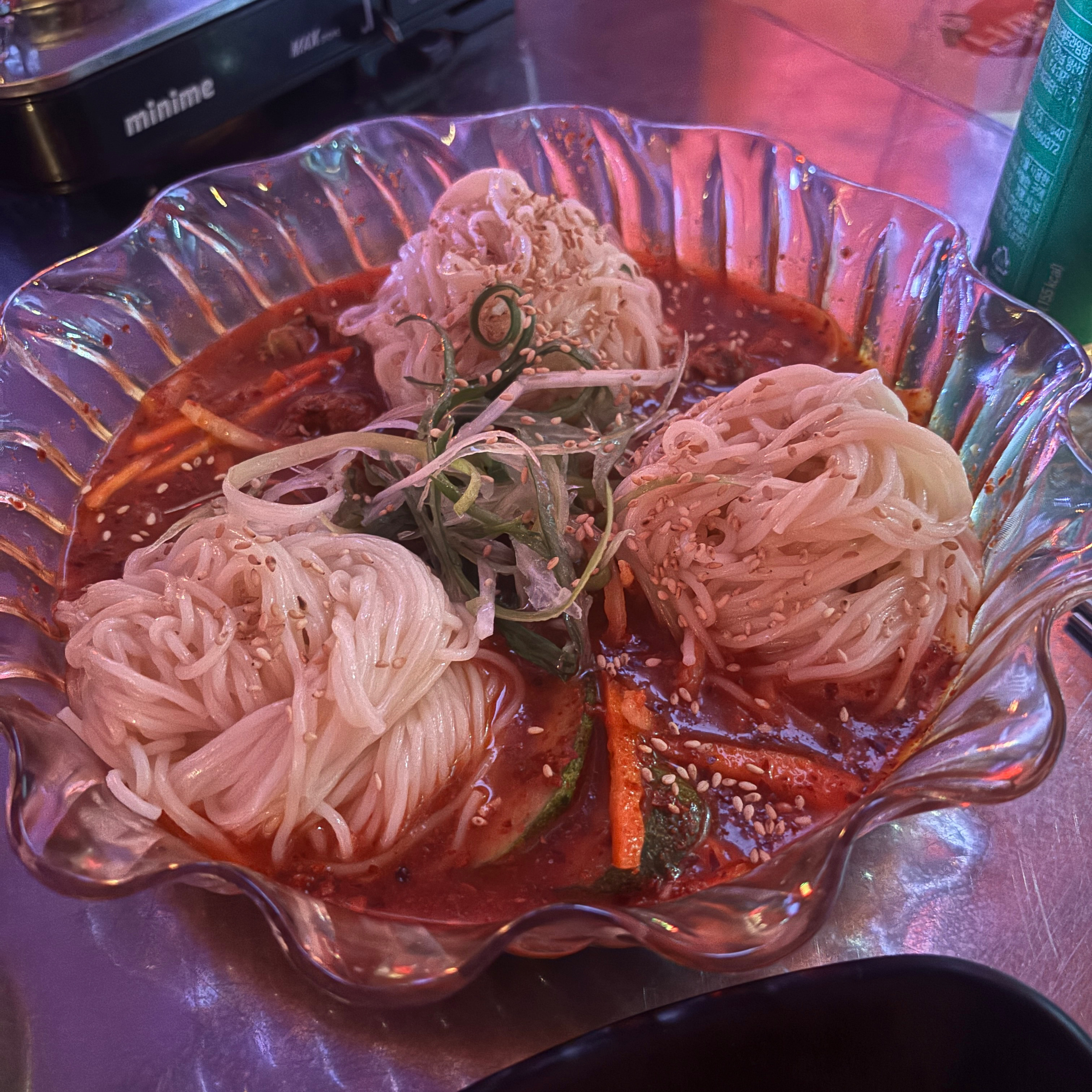 통훈제오리 먹고 싶어서 들어 왔는데,, 아니 다른 안주도 다 맛있고 옛날 노래 많이 나와서