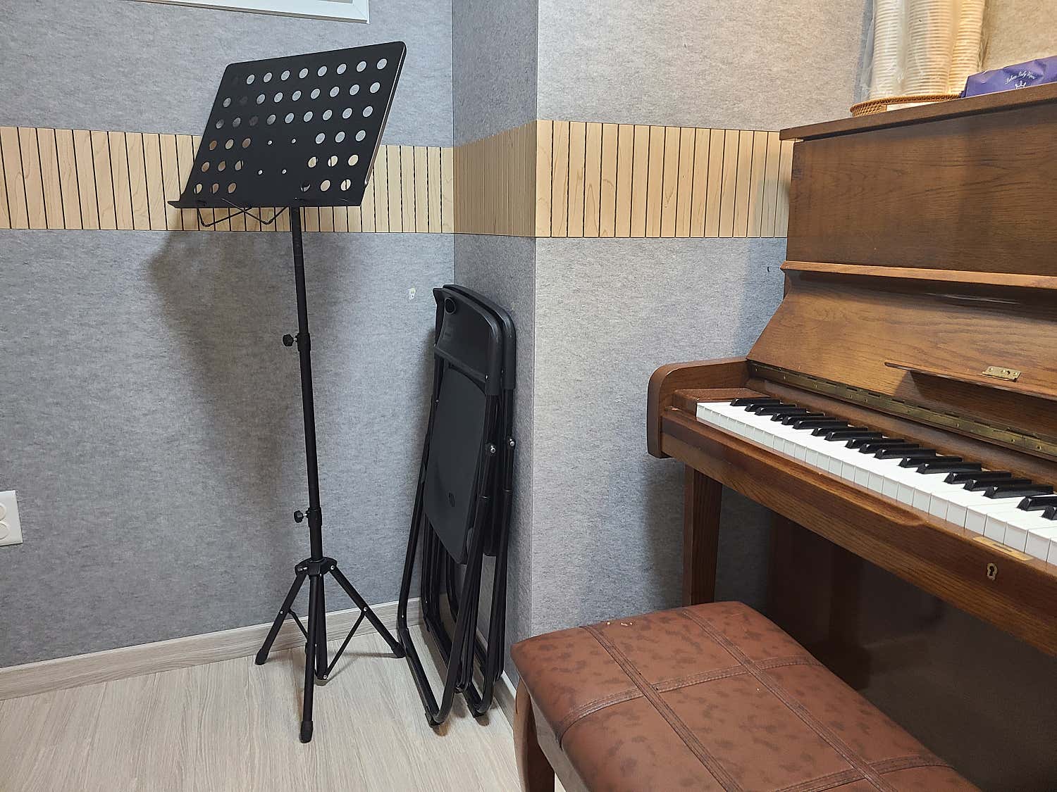 2번째 스튜디오 사진