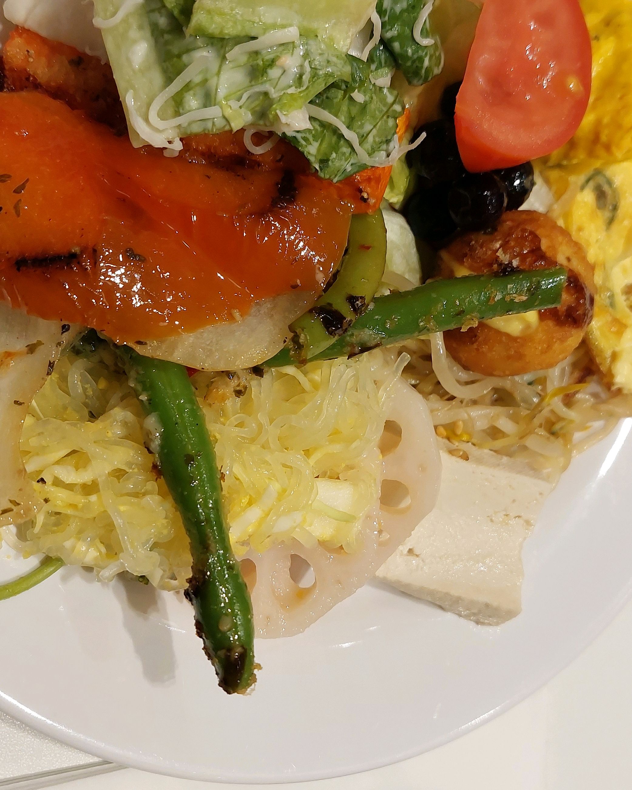 결혼기념일이라고 ㅎ~ 맛있게 골고루 먹고 왔슴다! 메뉴가 다양합니다. 매장도 넓어서 좋