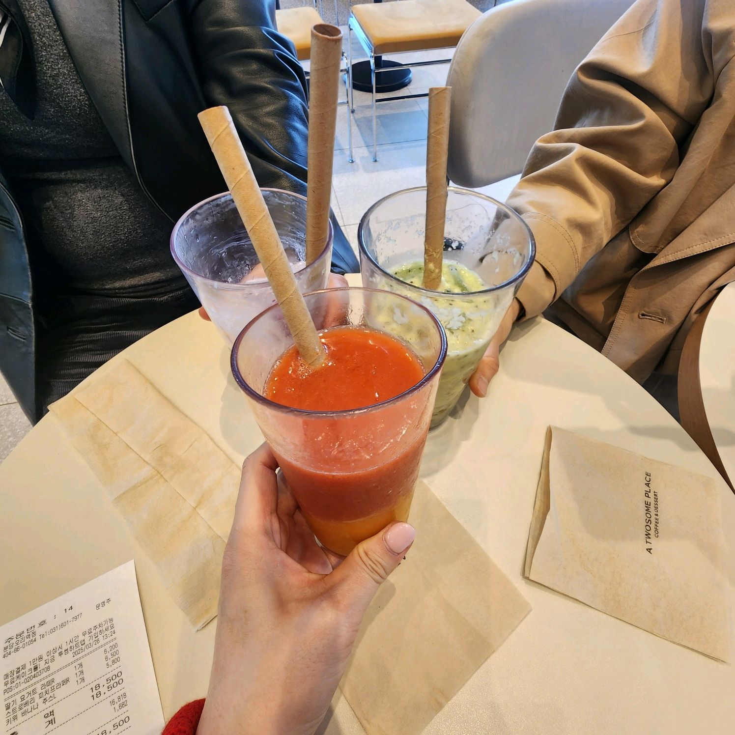 오리역 맛집 투썸플레이스 분당오리역점 내돈내산 방문리뷰