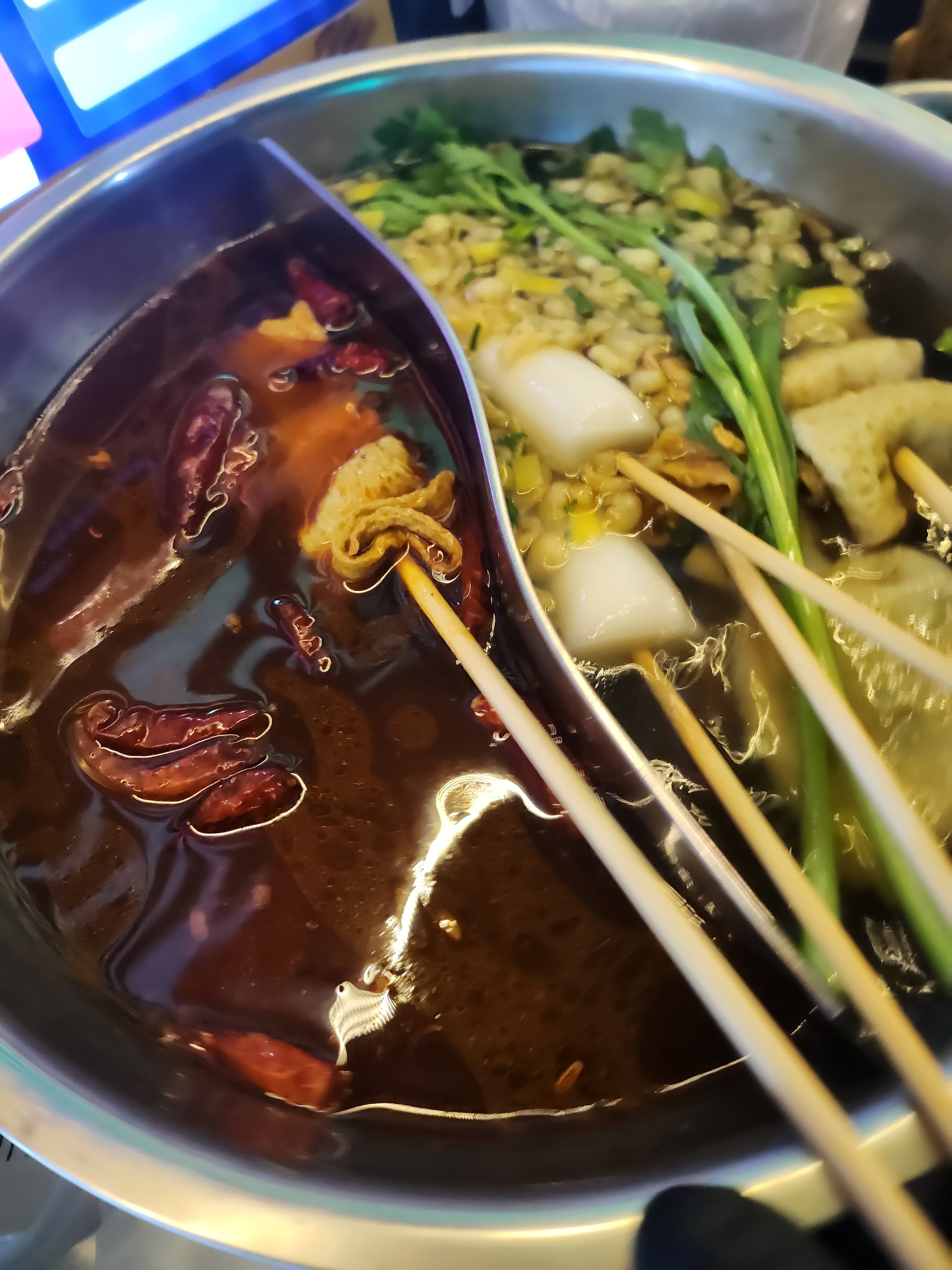 진짜 너무 맛있어요!! 그리고 너무 친절하게 응대해주십니다!!!!!!!저의 원픽은 매운닭꼬