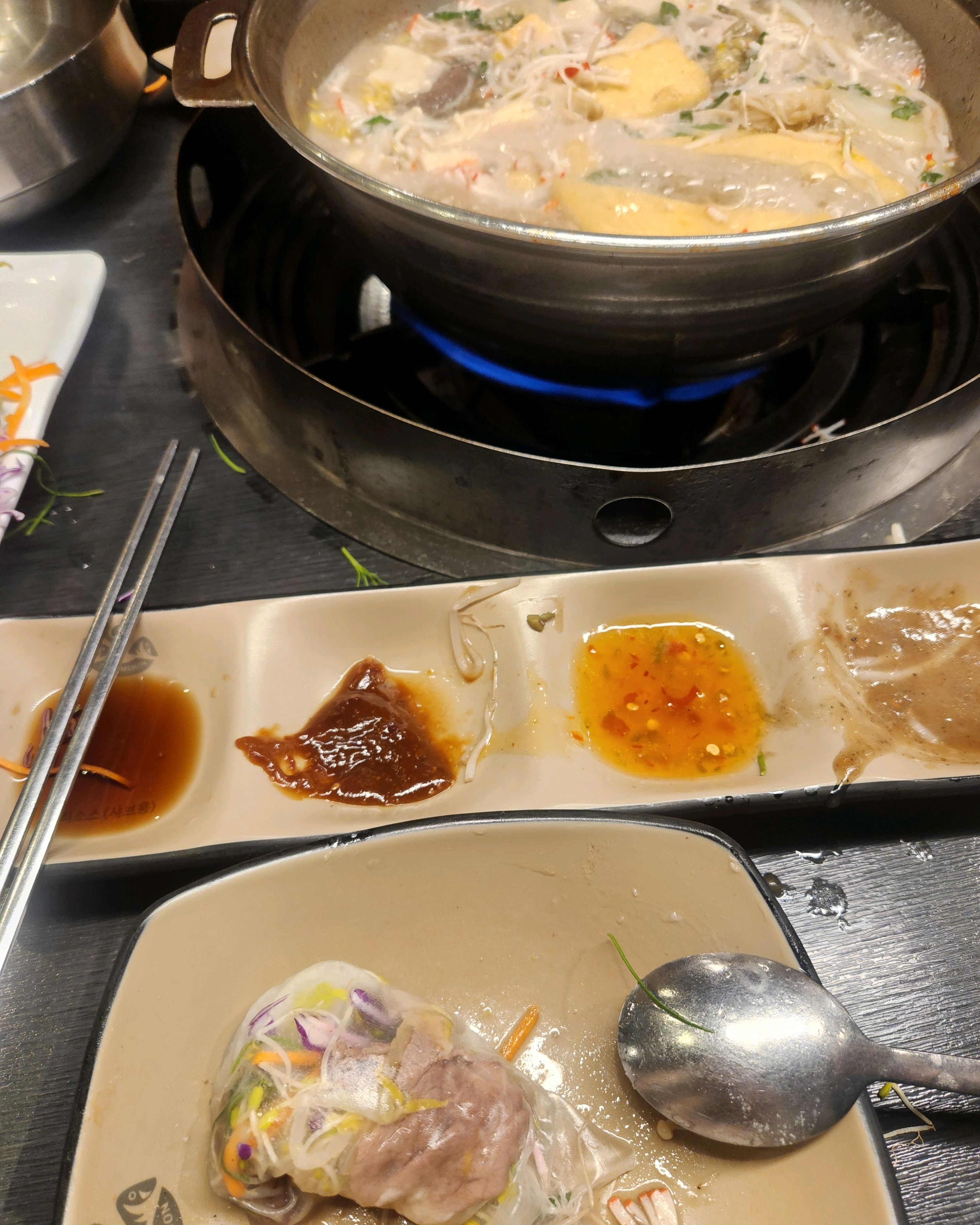 맛있어요. 채소를 많이 먹을 수 있어서 좋아요. - 상봉역 맛집 소담촌 상봉점
