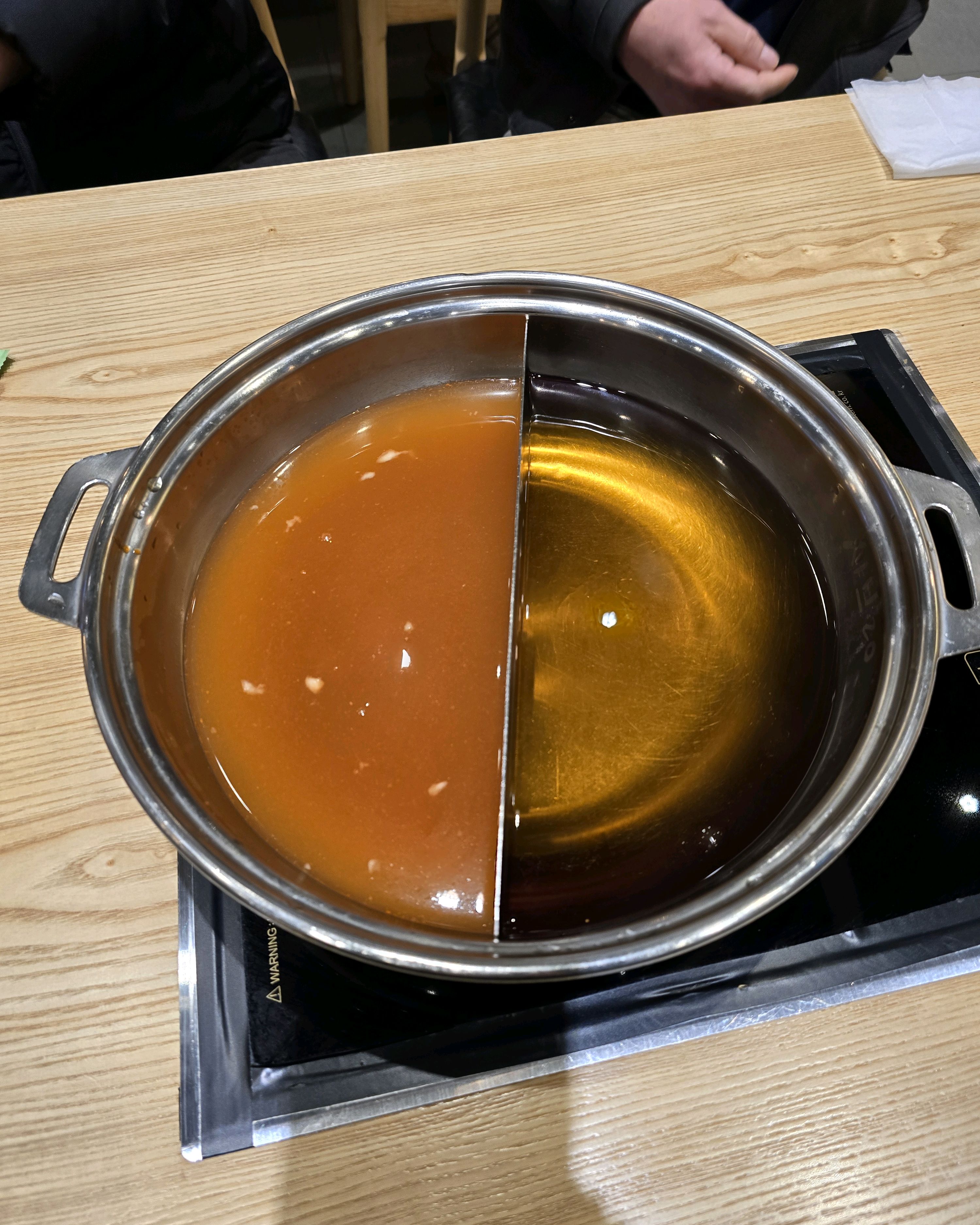매장이 넓어서 가족모임하기 편해요. 위치랑 가성비가 좋아요. - 부산 연산동 맛집 샤브20 부산연산점