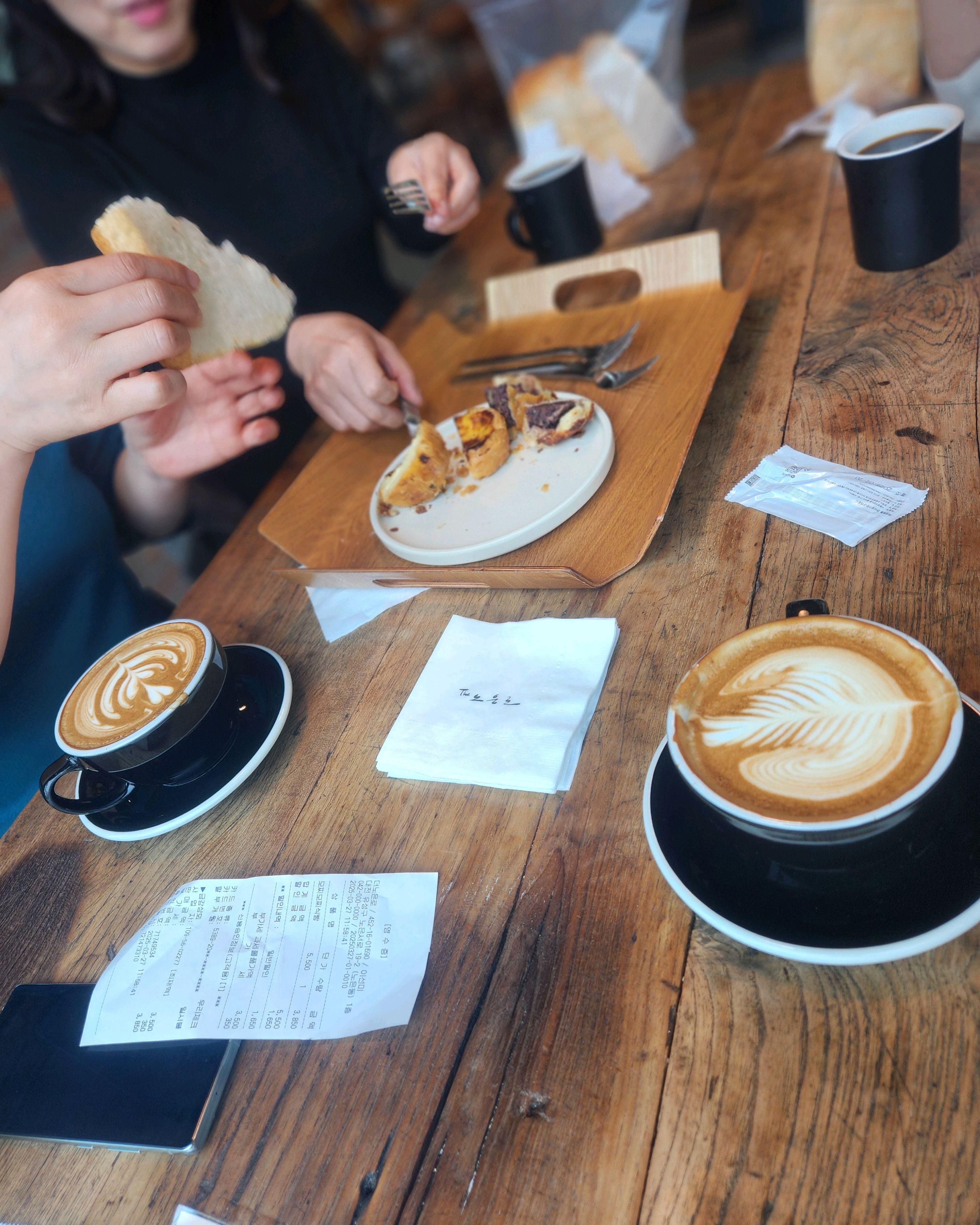 커피맛있고 빵맛있고 뷰좋은 우리동네 맛집 카페 좋아요 - 대전 맛집 더노은로