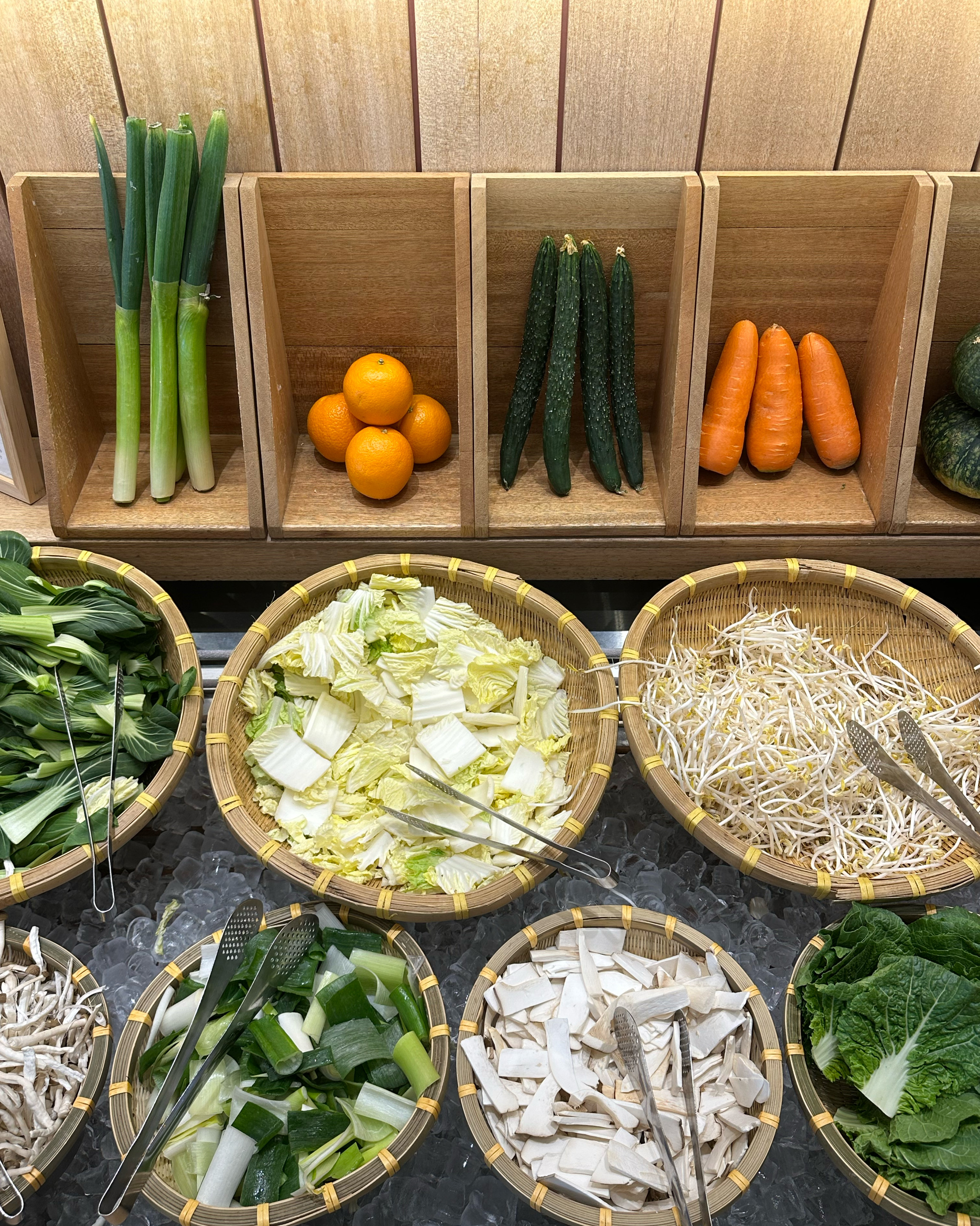 매장 쾌적하고 샤브샤브 너무 맛있고 샐러드바 음식도 다 너무 맛있어요!!!! - 대구 동구 맛집 샤브20 대구동구점