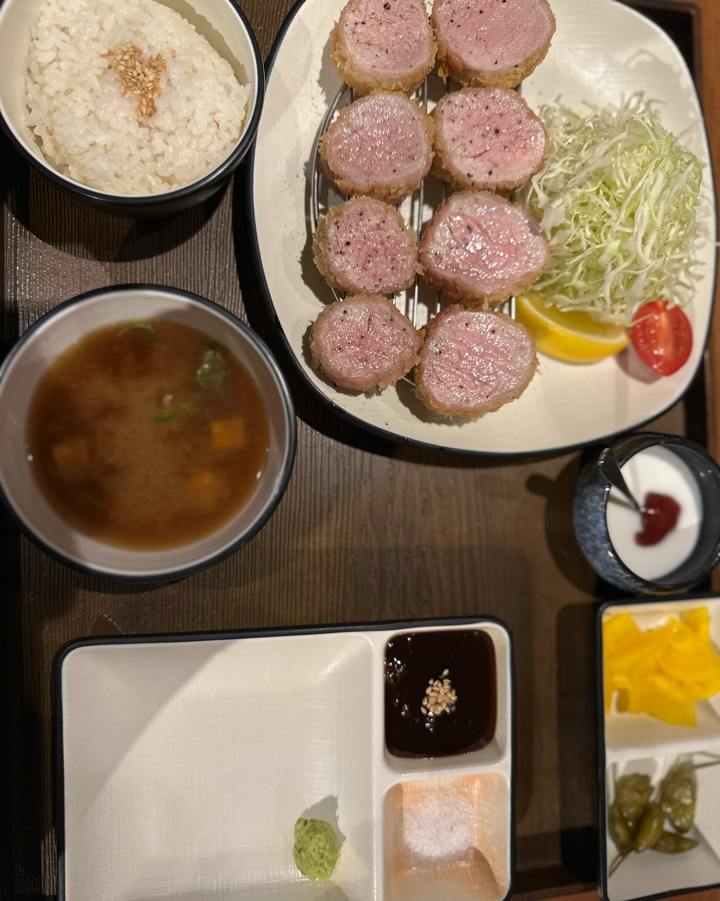 너무 맛있어요!! 다들 너무 친절하시고 분위기도 진짜 좋았습니다!!👍 다음에도 불당동 온다