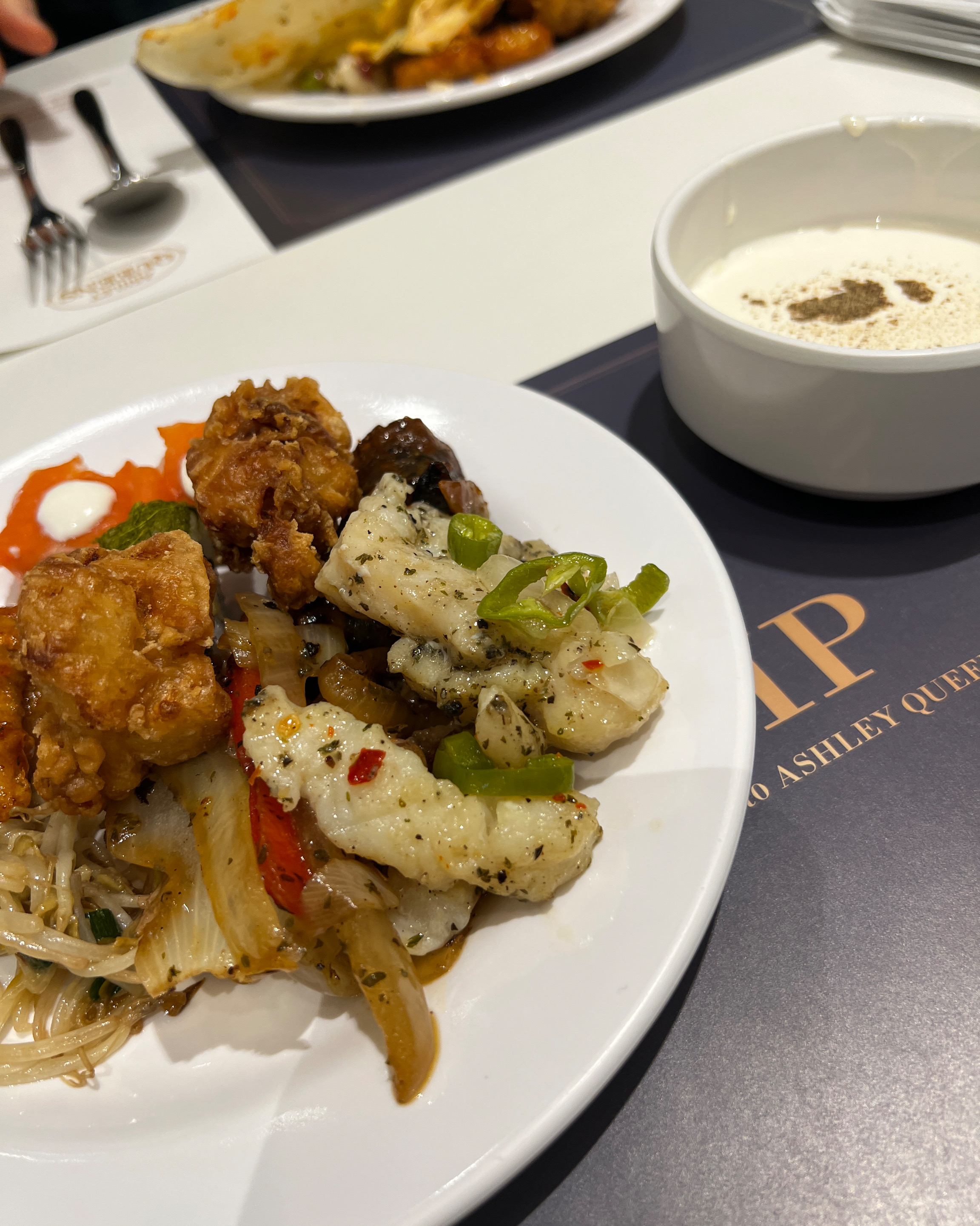 메뉴가 다양하면서 입맛에도 잘 맞아 배불리 잘 먹고 갑니다 - 일산 킨텍스 맛집 애슐리퀸즈 더타운몰 킨텍스점