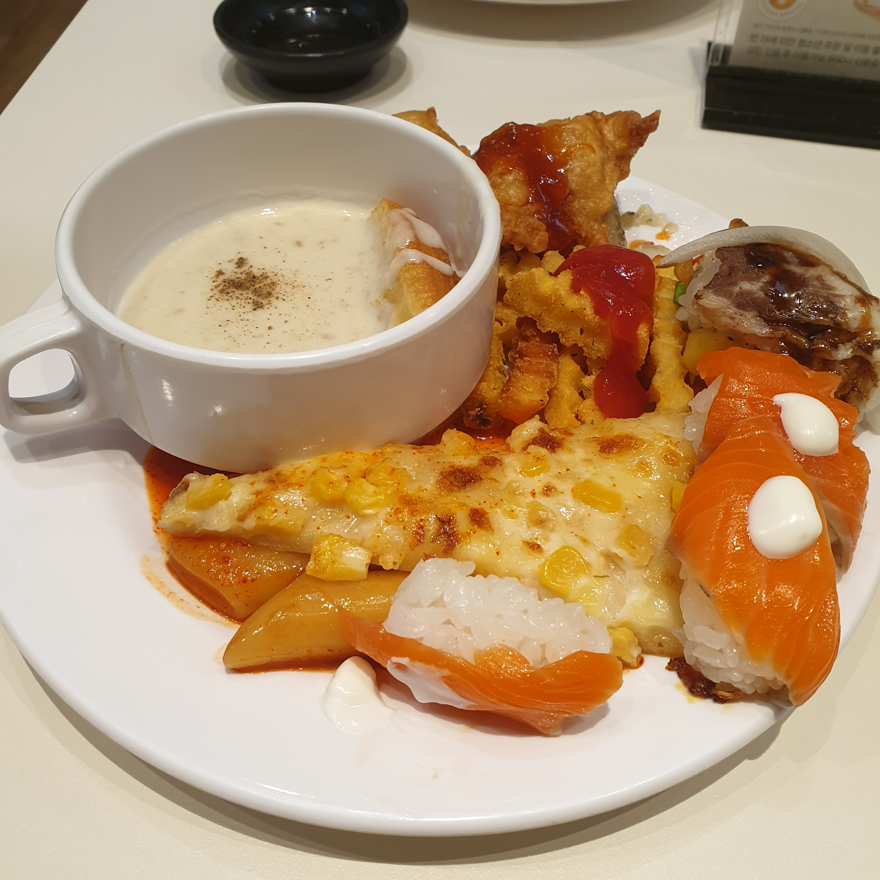 애슐리퀸즈 안양엔터식스 분위기 좋고 맛있는 거 많습니다~!! 한번 이용해보세요~!! - 안양역 맛집 애슐리퀸즈 엔터식스 안양점