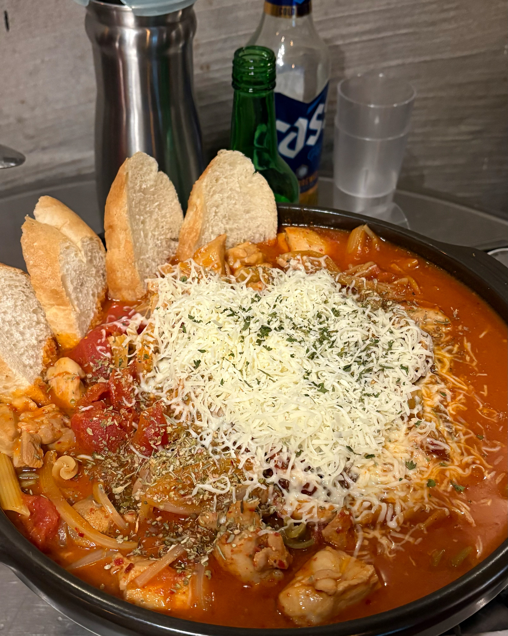 진짜 너무너무 맛있어요ㅜㅜ 가게 찾아보지두 않고 그냥 들어온 곳인데 맛있어서 넘 행복😙😙😙