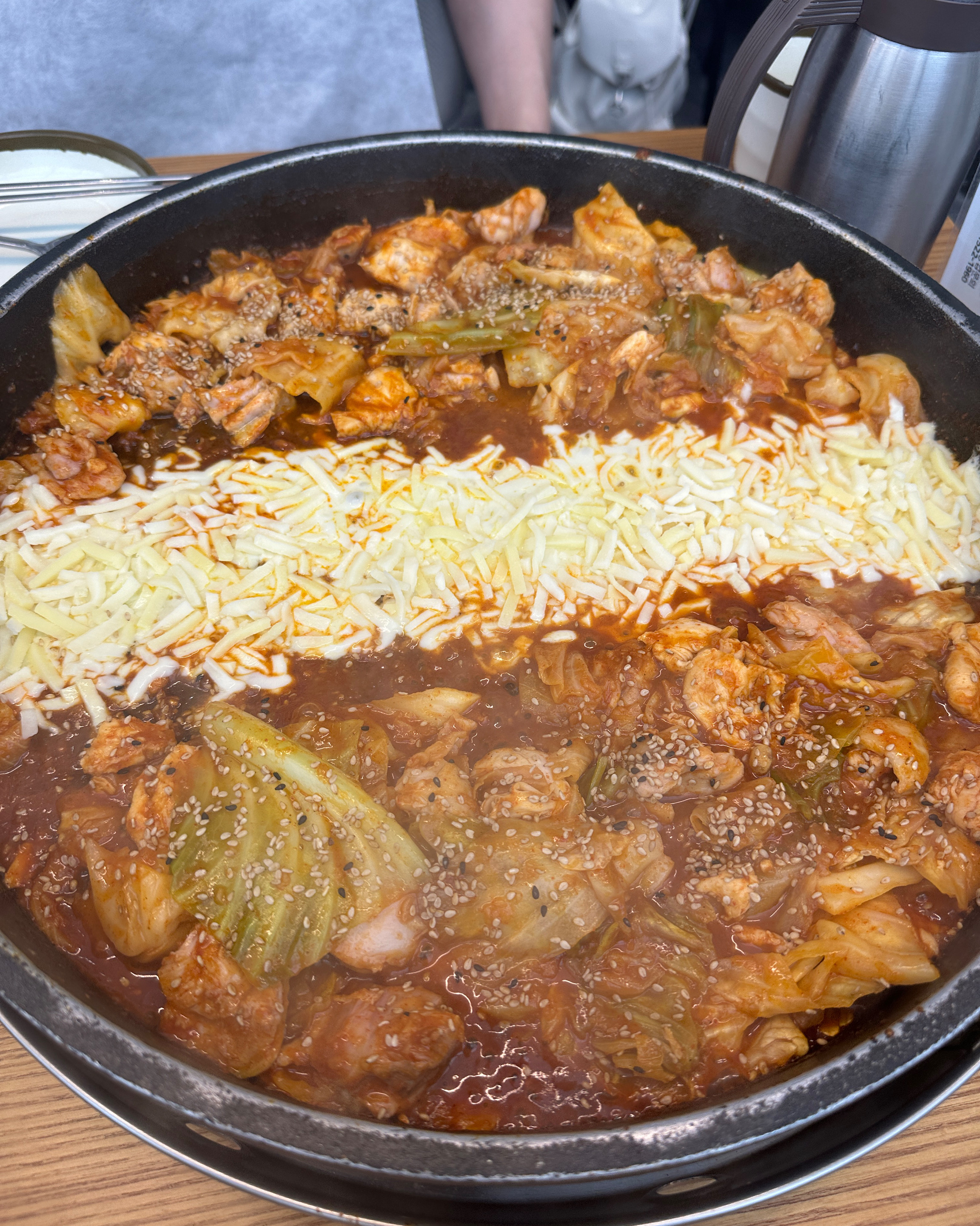 [홍대입구역 맛집 장인닭갈비 홍대2호점] 직접 가본 로컬 리뷰