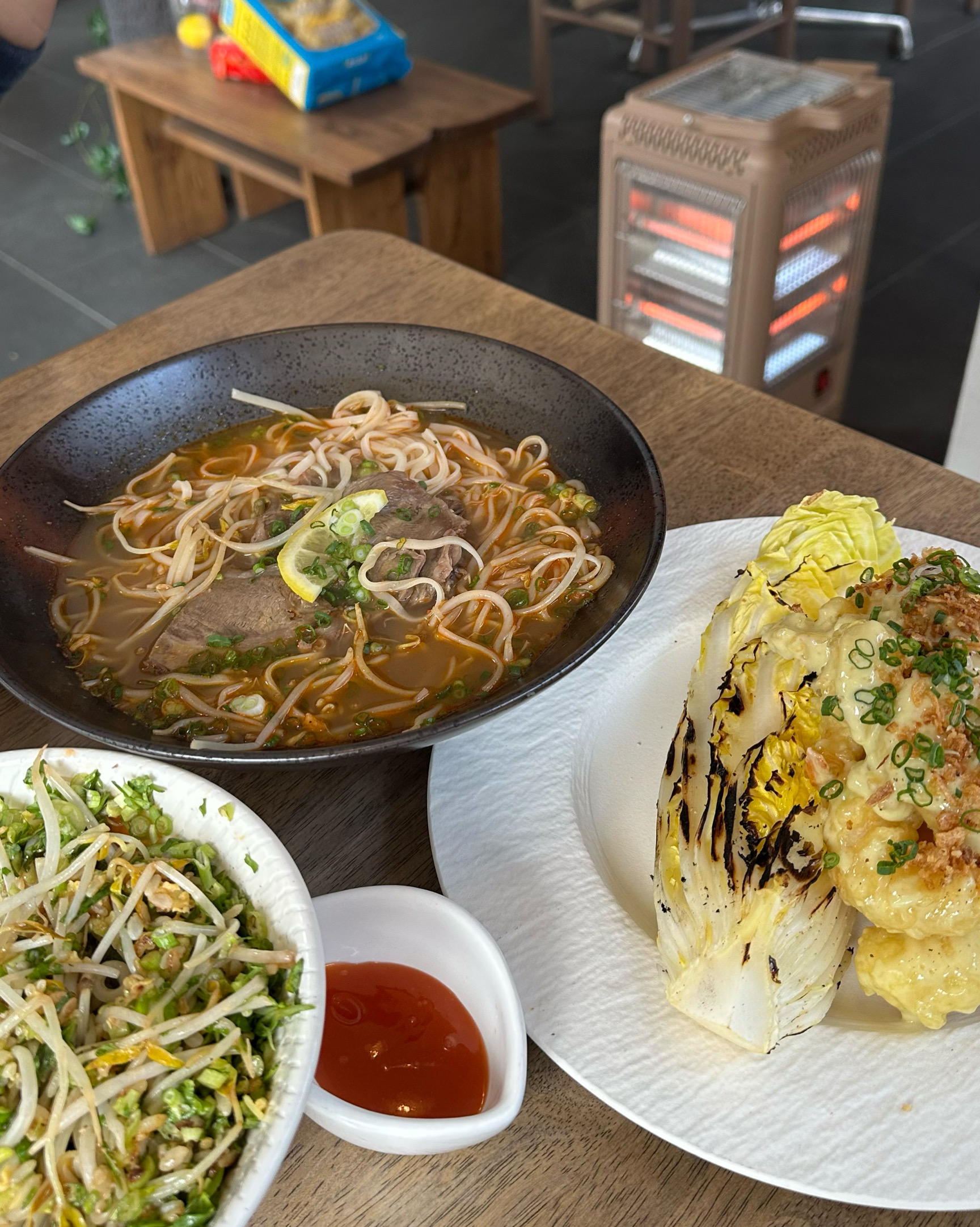 저번에 처음 왔을 때 넘 맛있어서 2주만에 남자친구 데리구 또 갔어요 ◡̈ 남친도 맛있다구