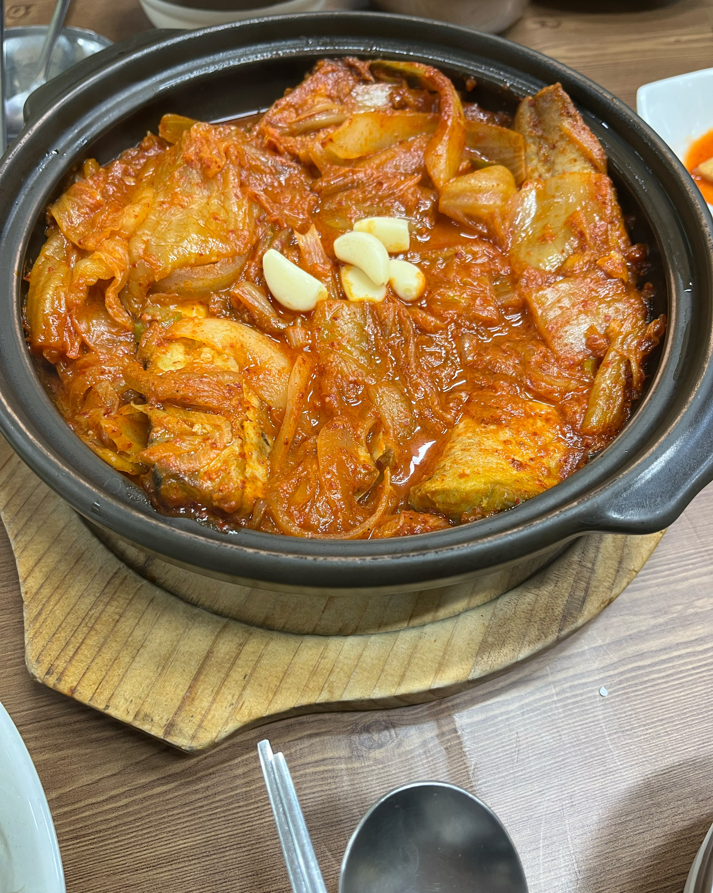 타지에서 여행와서 방문했습니다. 검색하니 맛집이라해서 방문했는데 생각보다 더 맛있게 먹었어