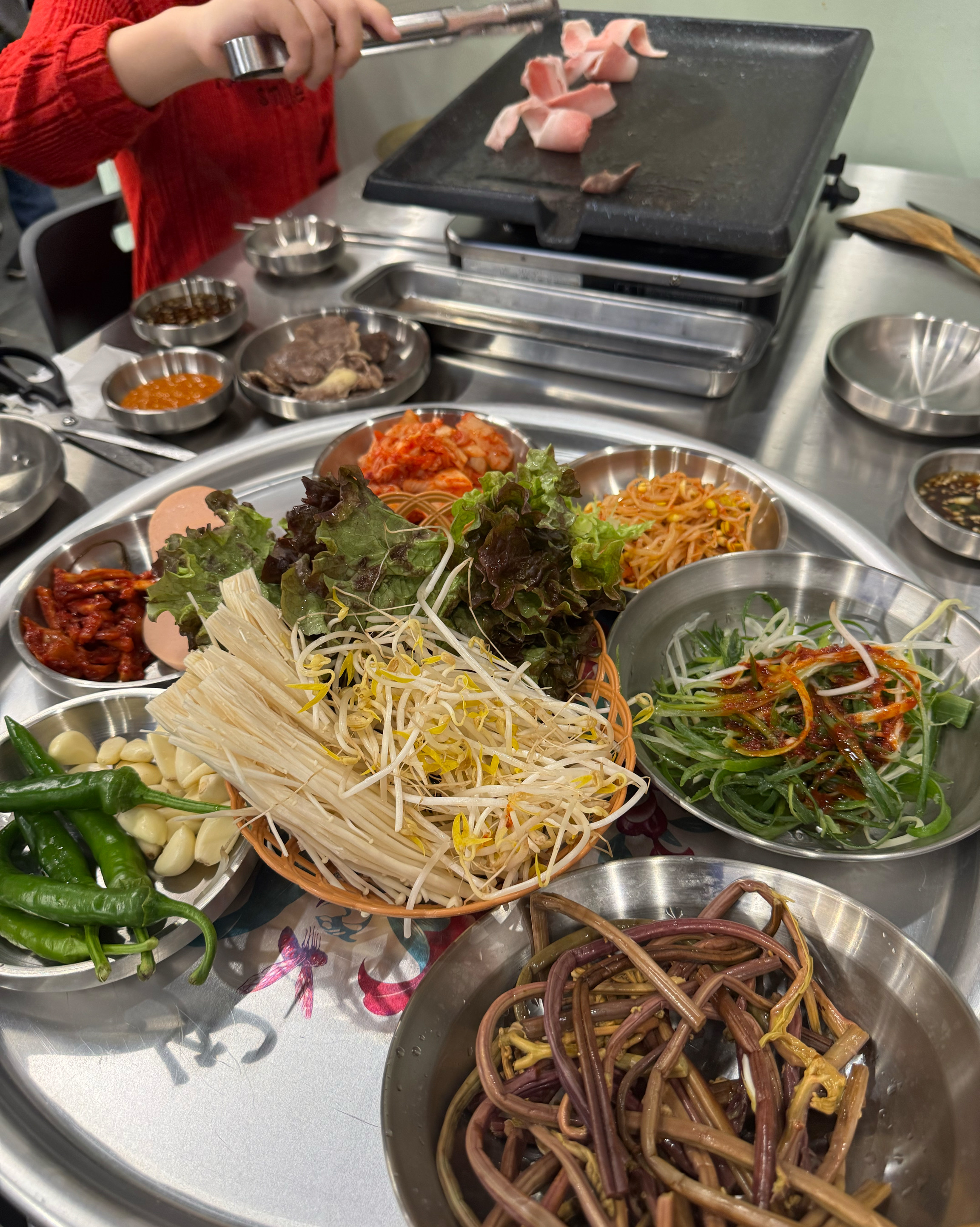 100분동안 이베리코를 비롯해서 우삼겹까지~ - 망원동 맛집 엉터리 무한대패 망원점