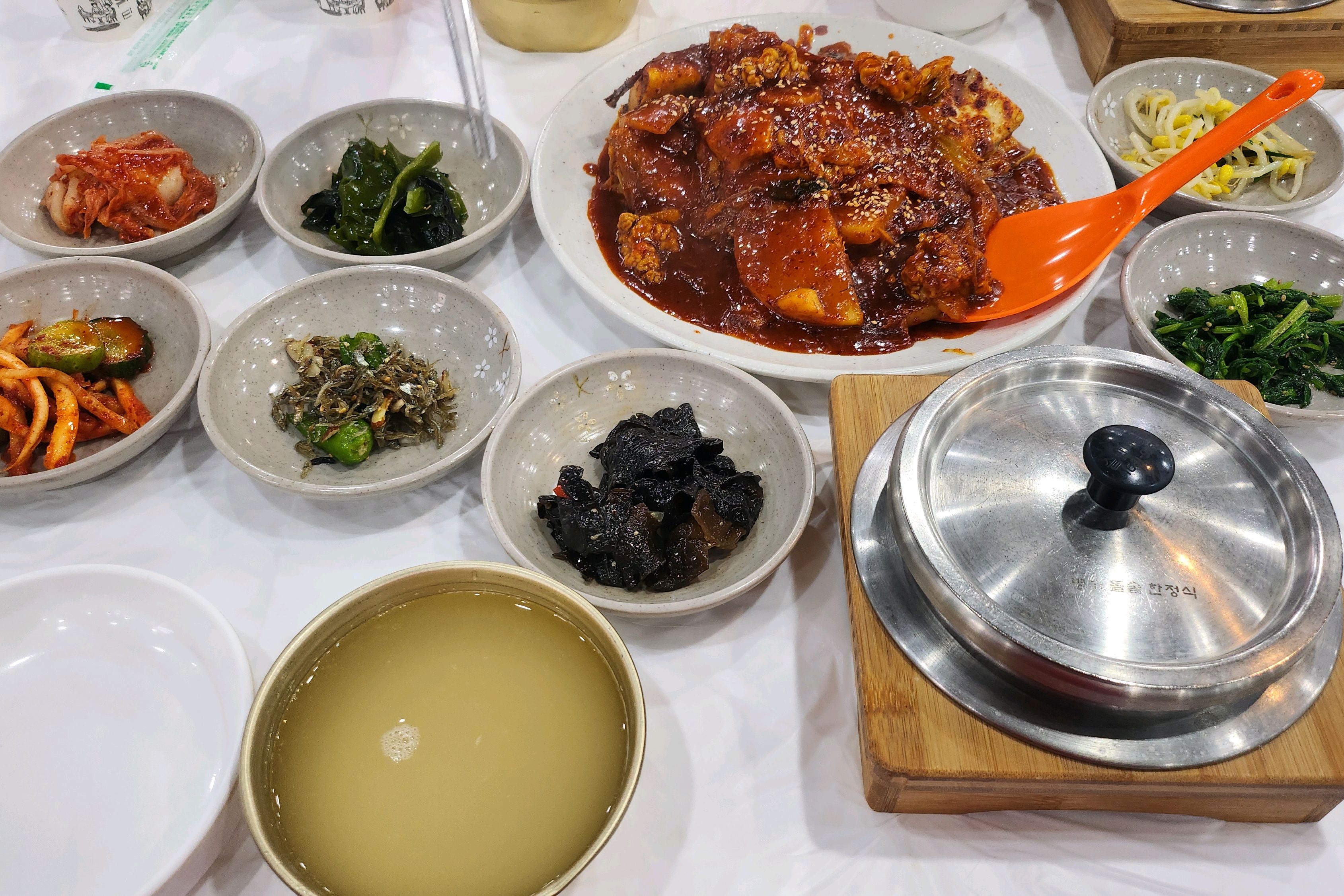 * 생선조림 맵기조절 가능해서 좋았고 감자/무 둘다 들어가 있어 좋았어요. 생선살도 탱글하