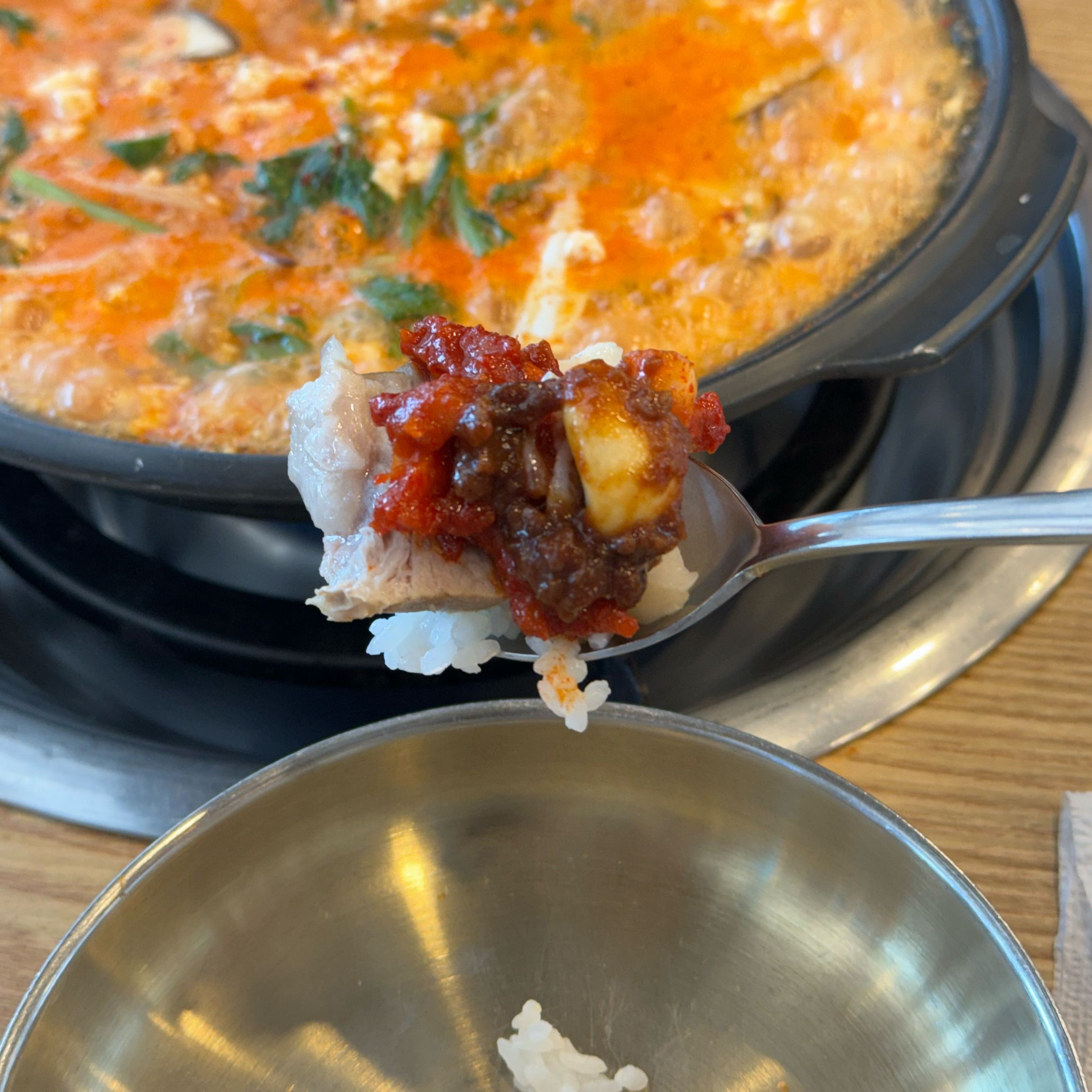 아진짜 너무 맛있어요!! 강릉하면 순두부인데 남자친구랑 어디갈지 찾다가 방문했는데 순두부전