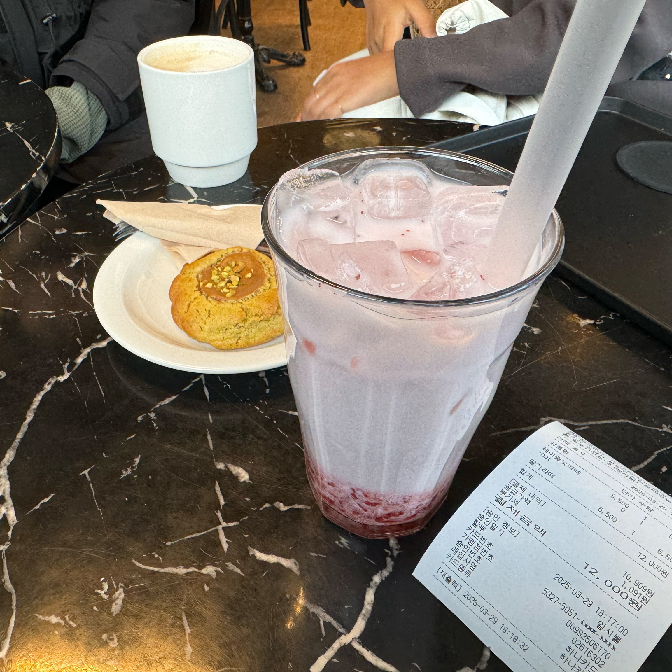 정자역 맛집 플런던커피 내돈내산 찐리뷰