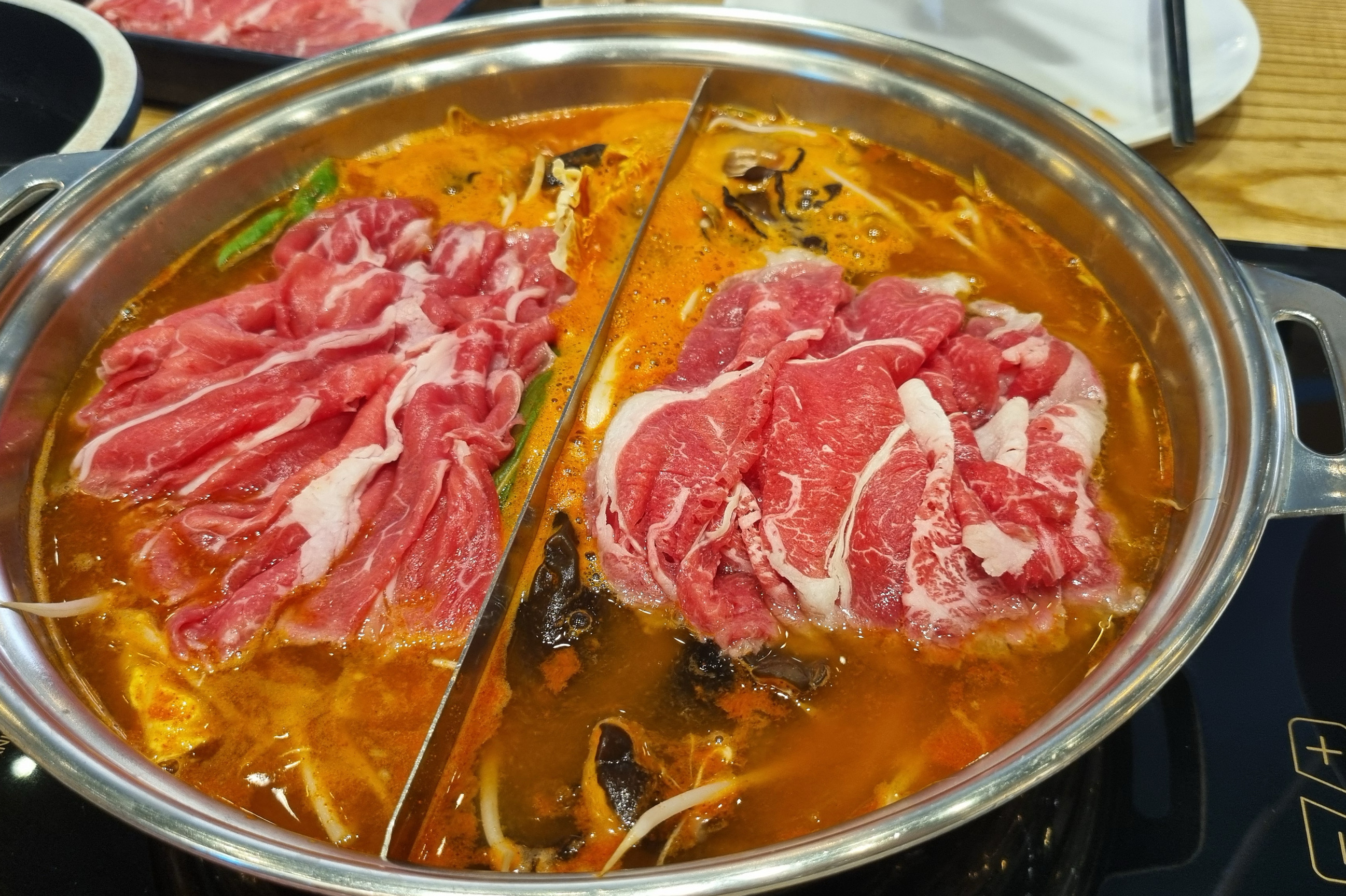 항상 올때마다 너무 맛있게 먹고 있습니다!!! 얼큰이 특히 - 거제 수월 맛집 샤브20 거제점