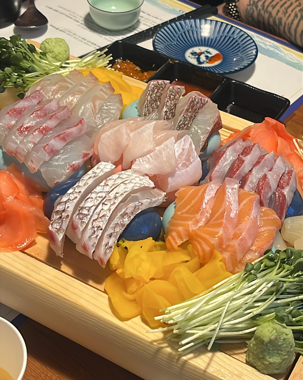 회가 너무너무 맛있어요! 회좋아하시는분들은 꼭 와보셧으면 좋겠어요!! 직원분들도 너무 친절