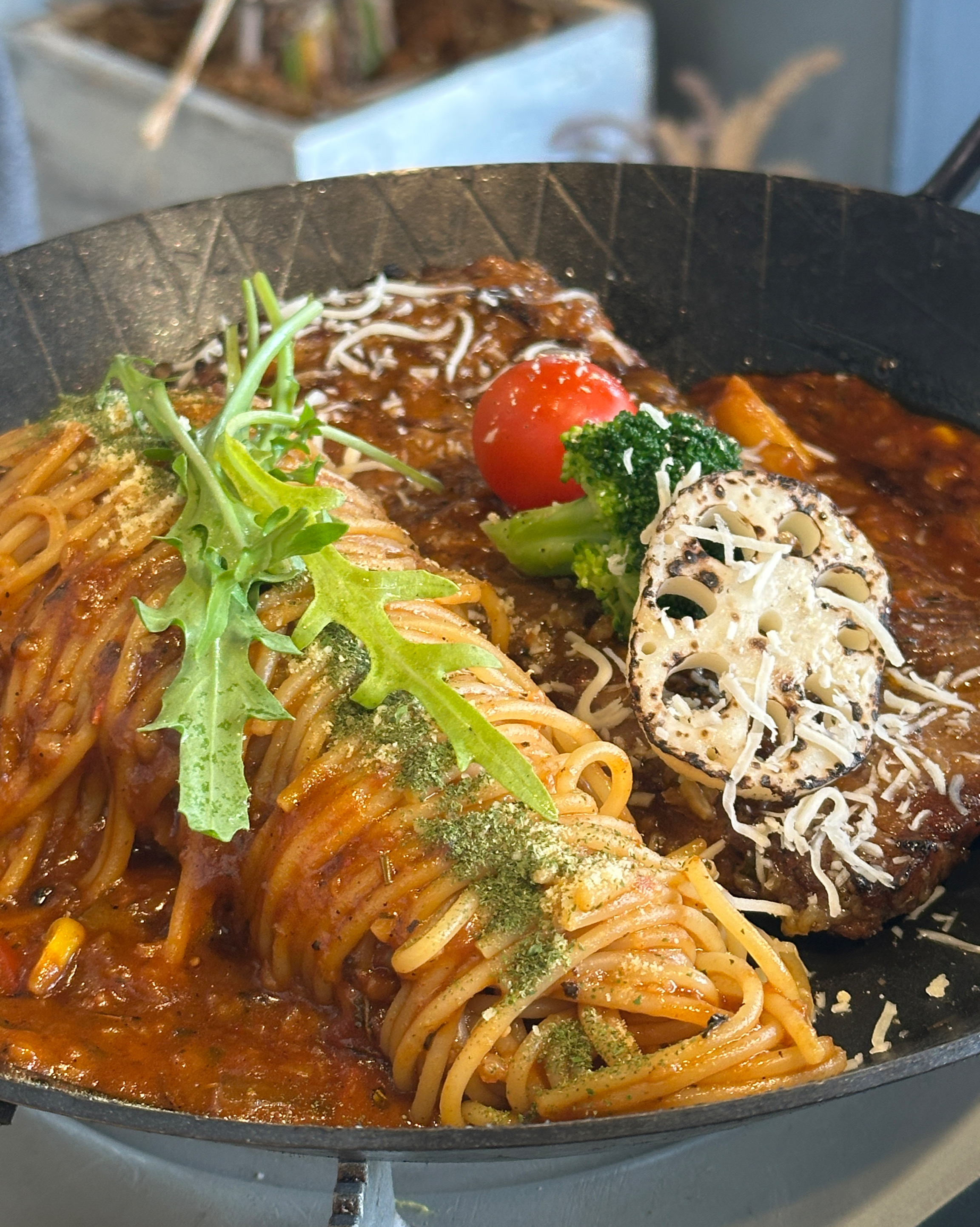 친구들이랑 같이 왔는데 아늑해서 대화나누기 좋아요! 고르곤 졸라 피자도 진짜 맛있는 고르곤