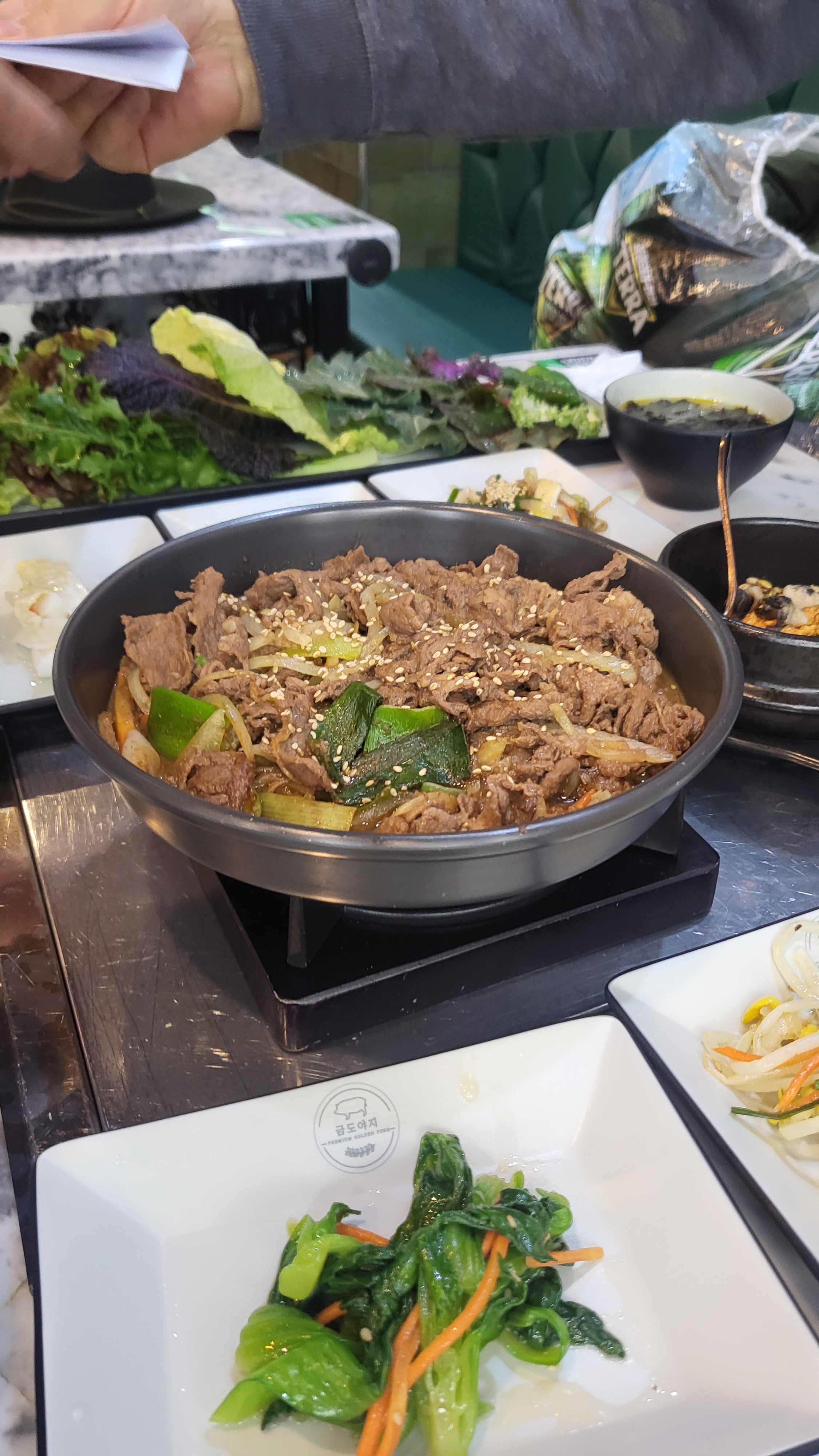 맛도좋고 분위기도 좋아서 가족모임하기 좋아요!! - 인천 맛집 금도야지 루원시티본점