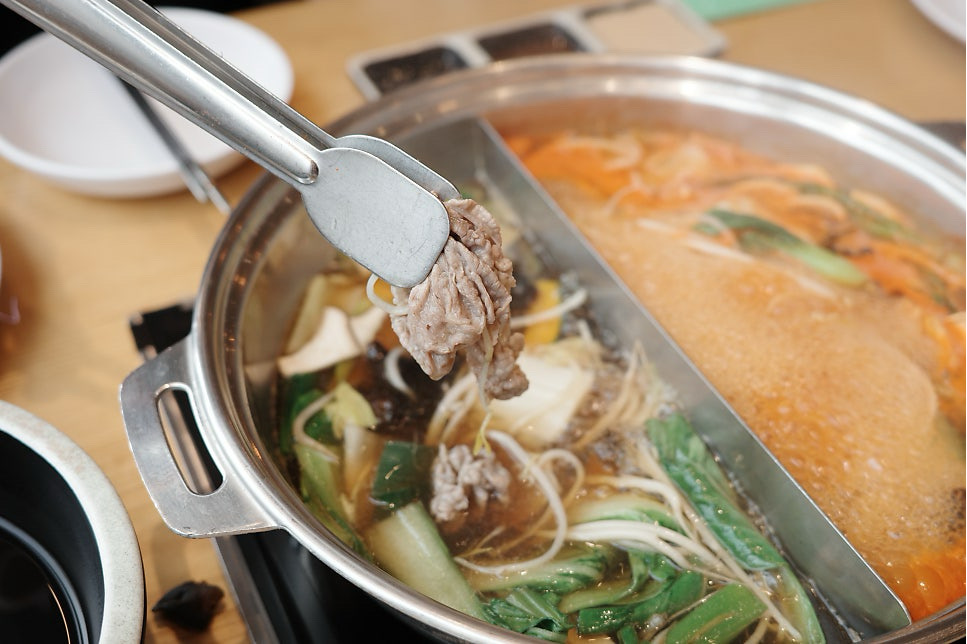 무한리필인데도 야채 고기 모두 신선해서 너무 마음에 들었어요. 전부 셀프코너여서 은근 손이