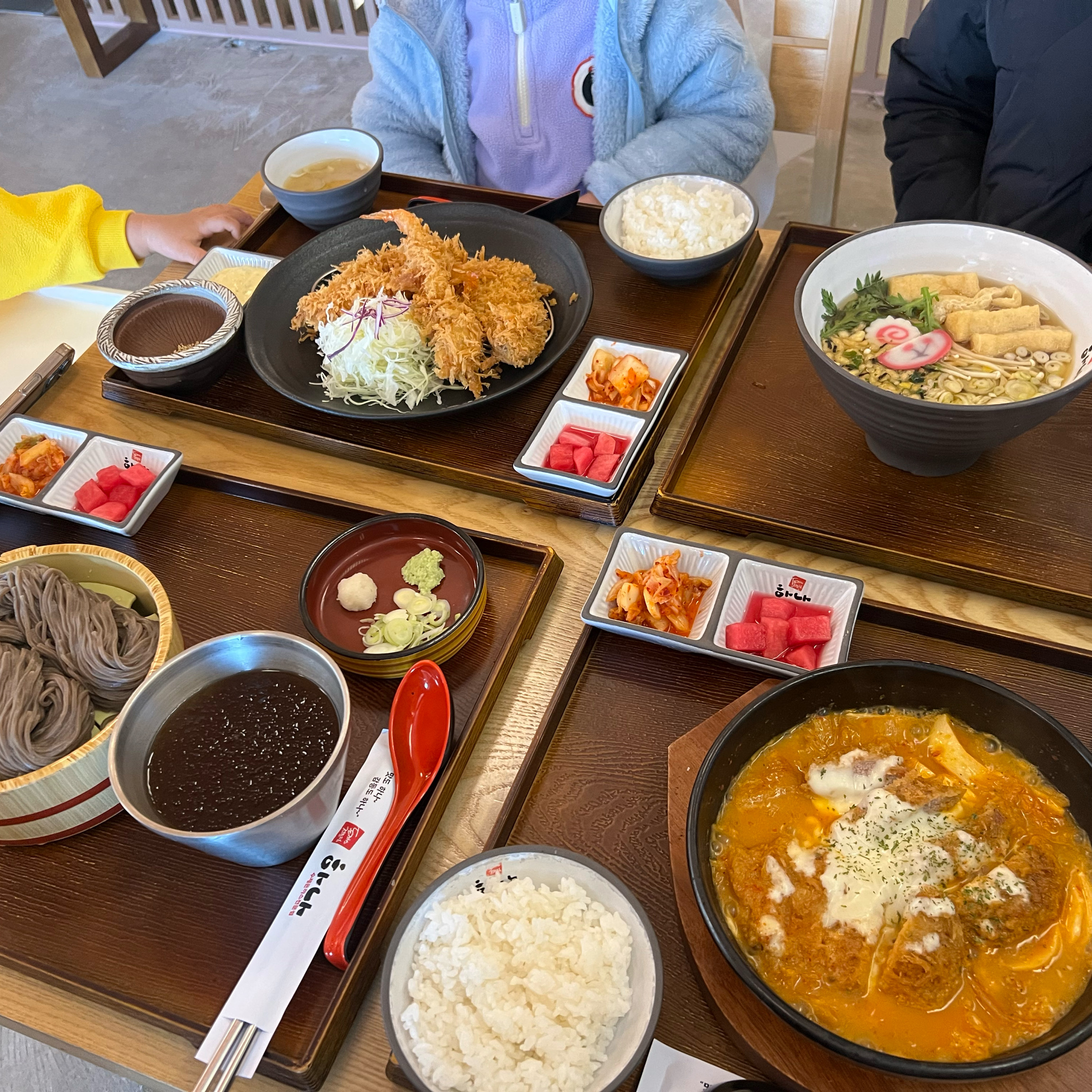모밀도 우동도 돈까스도 뭐하나 맛없는게 없어요 다 너무 맛있네요😍 - 송정 맛집 하나돈까스 송정해수욕장점