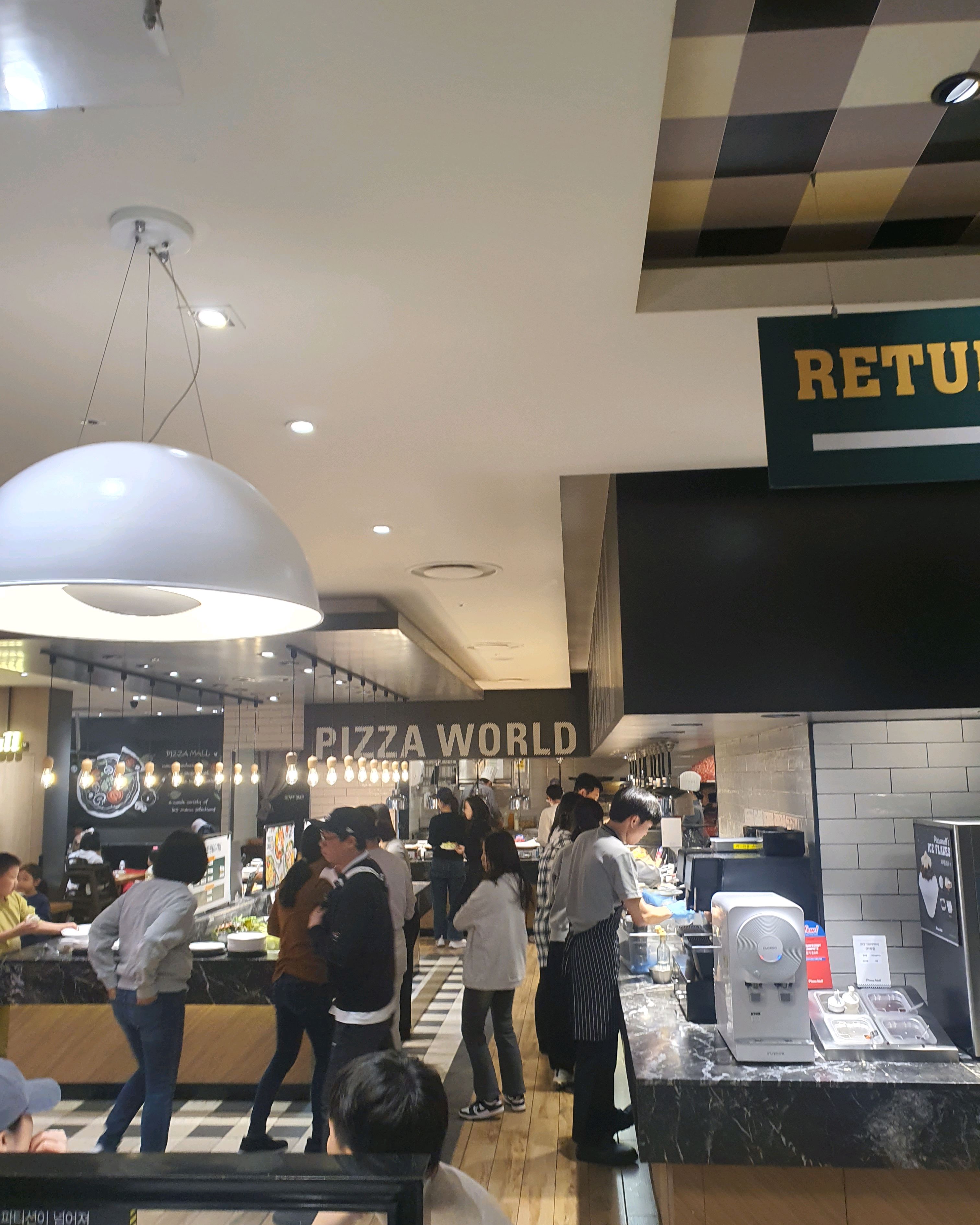 가성비 피자부페 그런데 퀄리티 음식 구성 매장규모 등등 - 잠원동 맛집 피자몰 뉴코아강남점