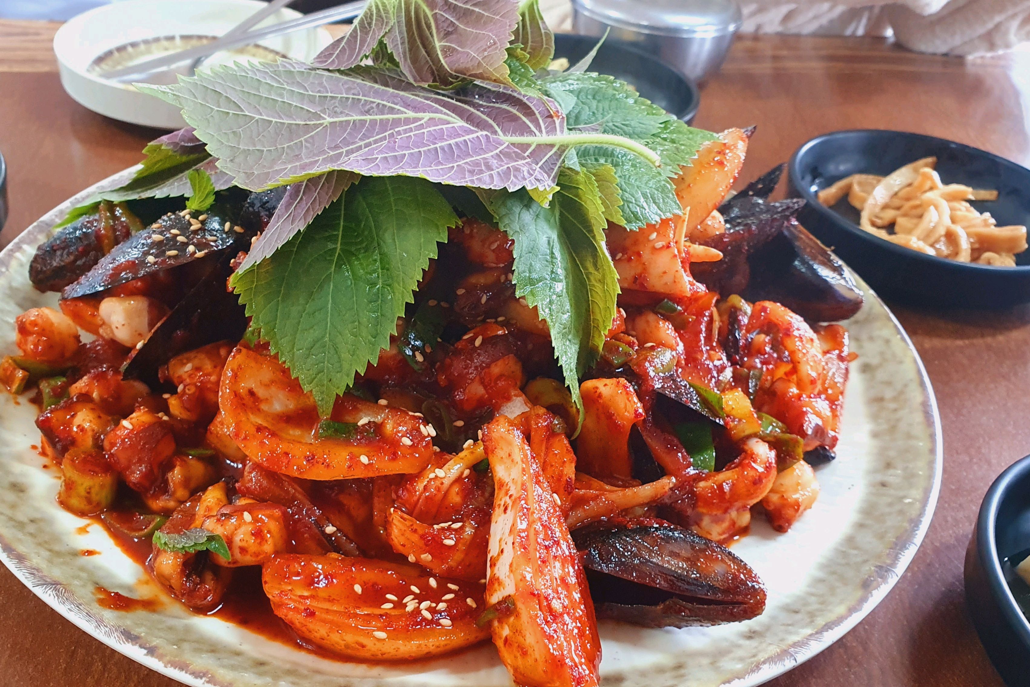 돌문어가 생각나 재방문한곳입니다 - 제주 맛집 소금바치 순이네