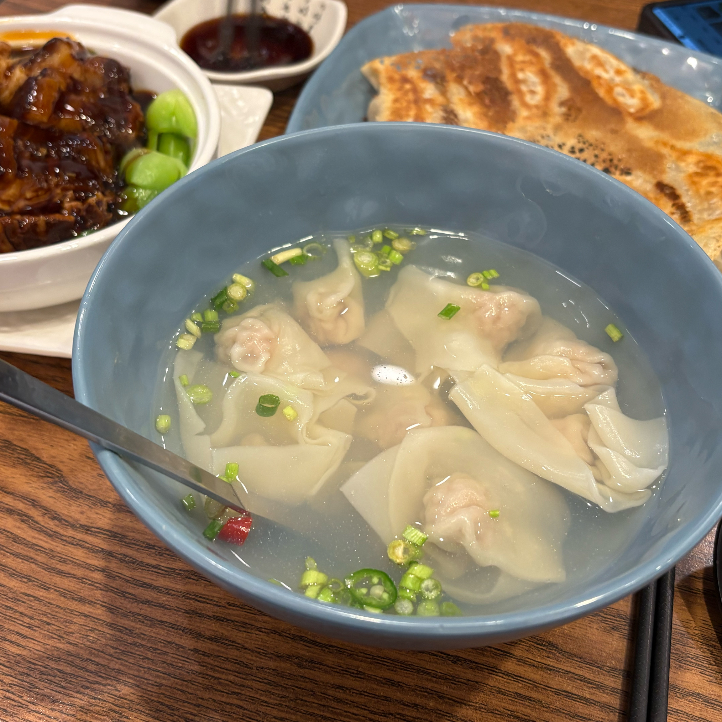 넘넘 맛있게 잘 먹구 가요ㅎㅎ 동파육 소스가 진짜 너무 맛있습니다! 훈툰 국물이 안먹은 술