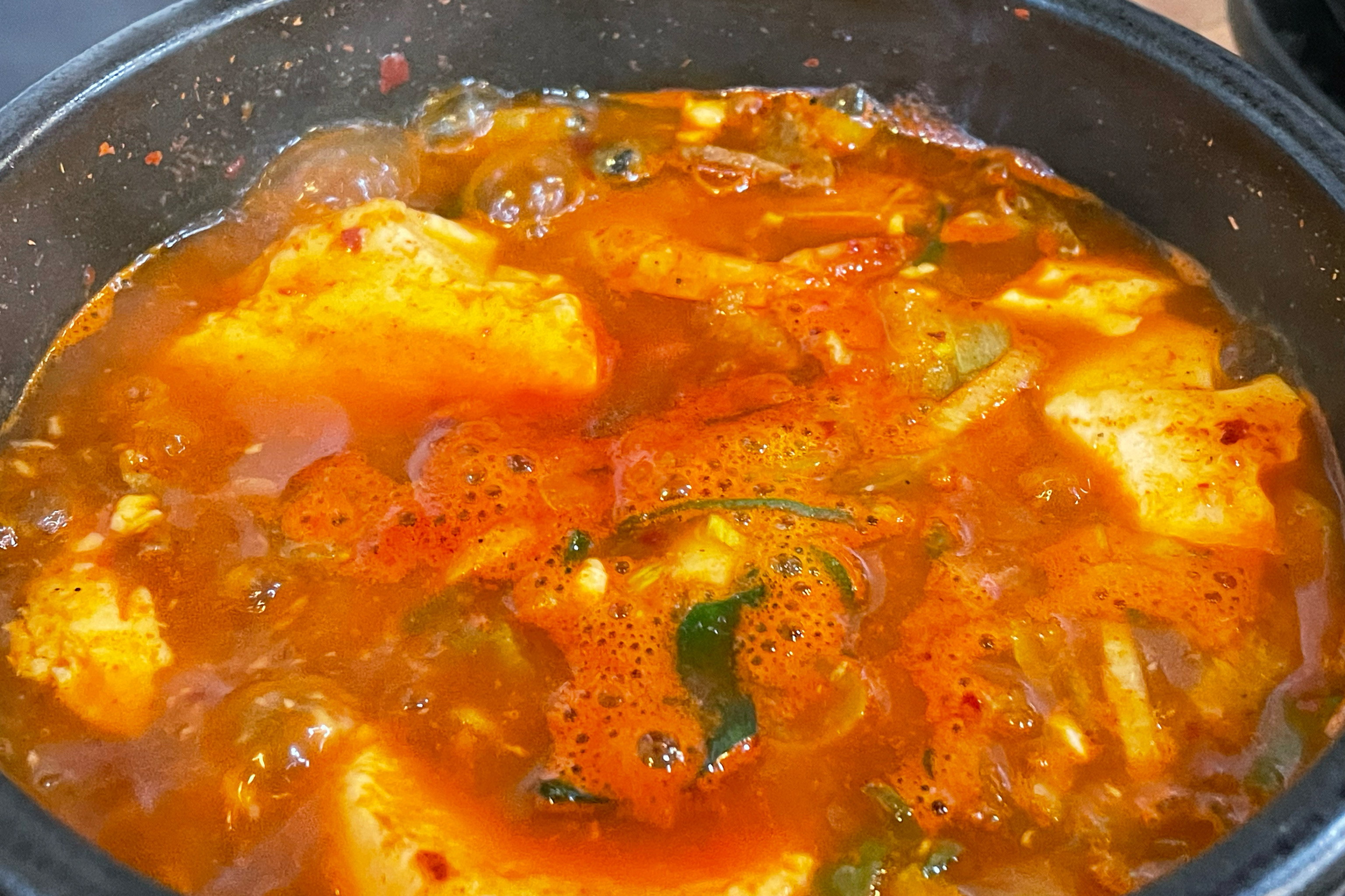 제주 가성비식당!!! 순두부 당연히 너무 맛있는데 반찬도 한식뷔페같이 다양하고 많아서 너무