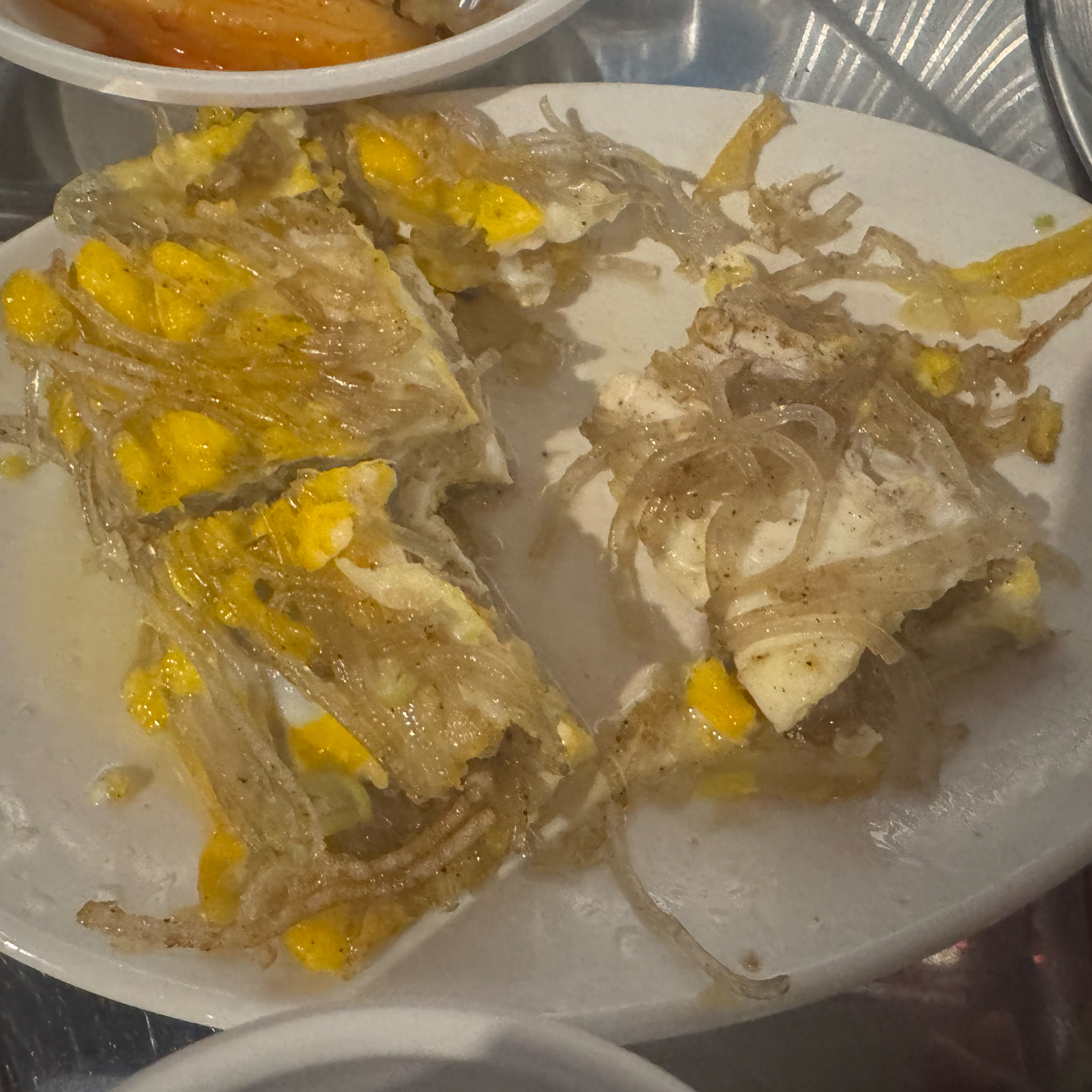 새로 생긴줄 모르고 있다가 처음 와봤는데 분위기 너무 좋고 안주도 너무 맛있어요. 범계에