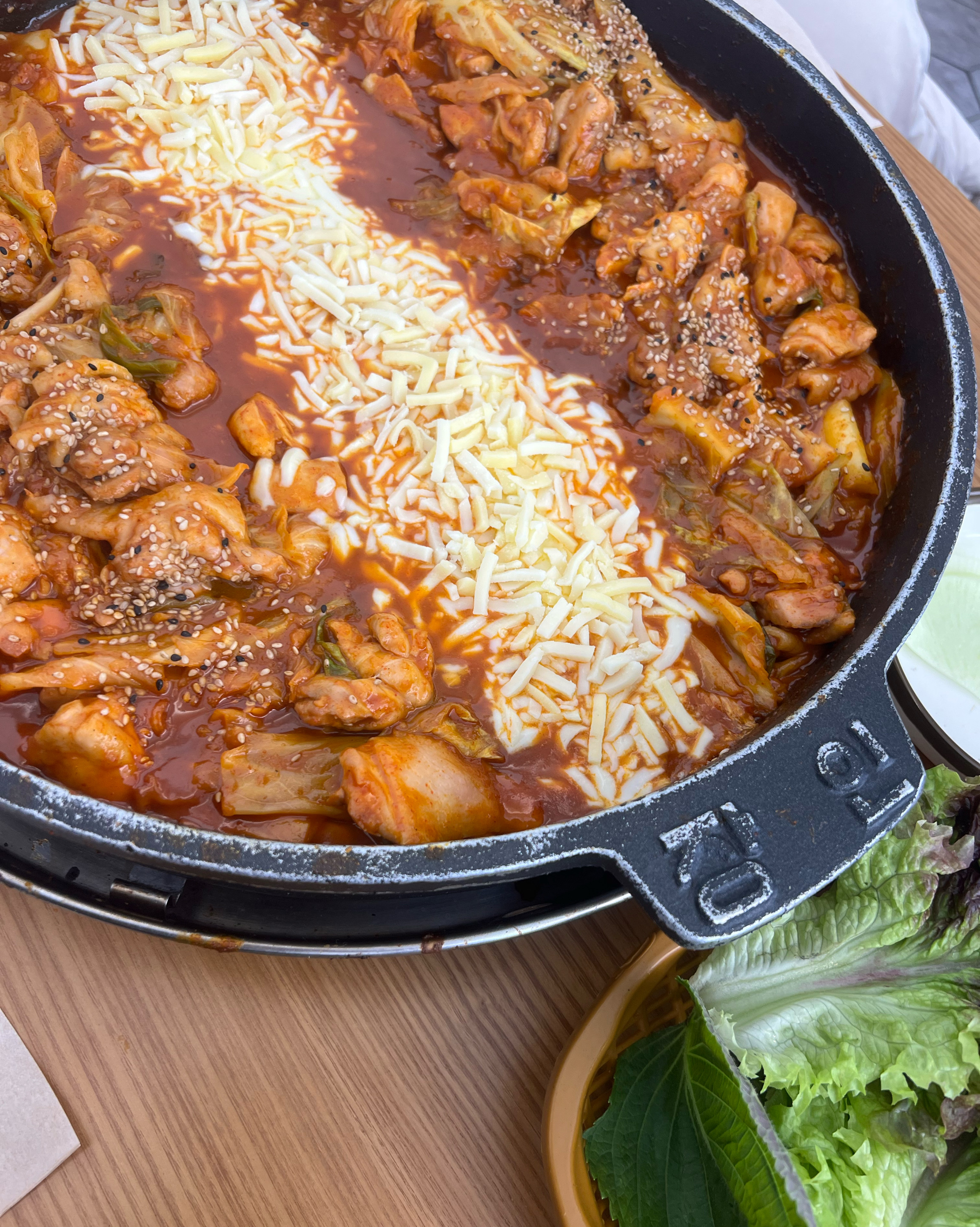 [홍대입구역 맛집 장인닭갈비 홍대2호점] 직접 가본 로컬 리뷰