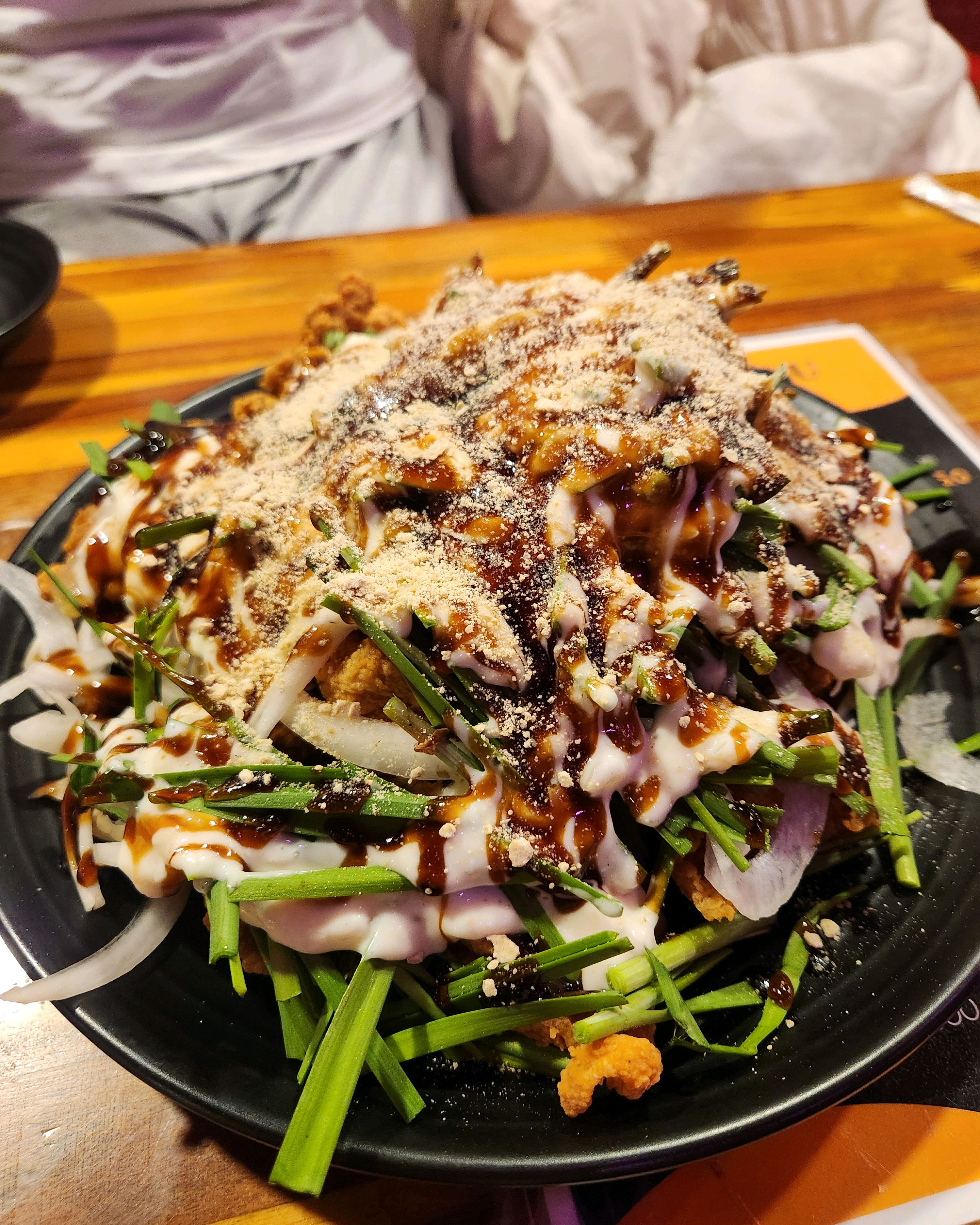 강릉에 오면 반드시 먹어야하는 치킨집이라 해서 왔는데 진짜 너무 맛있고 가성비도 좋아요 강