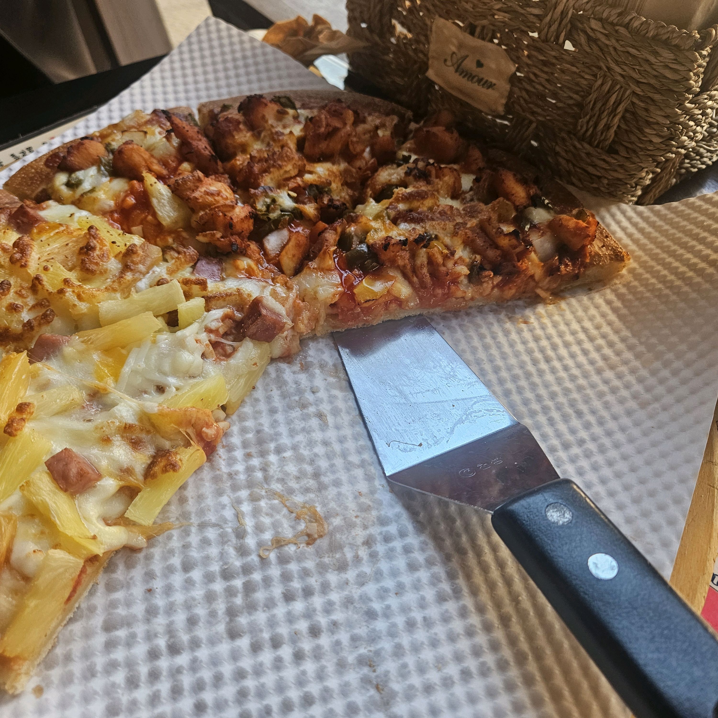 [경리단길 맛집 보니스피자펍] 직접 가본 로컬 리뷰