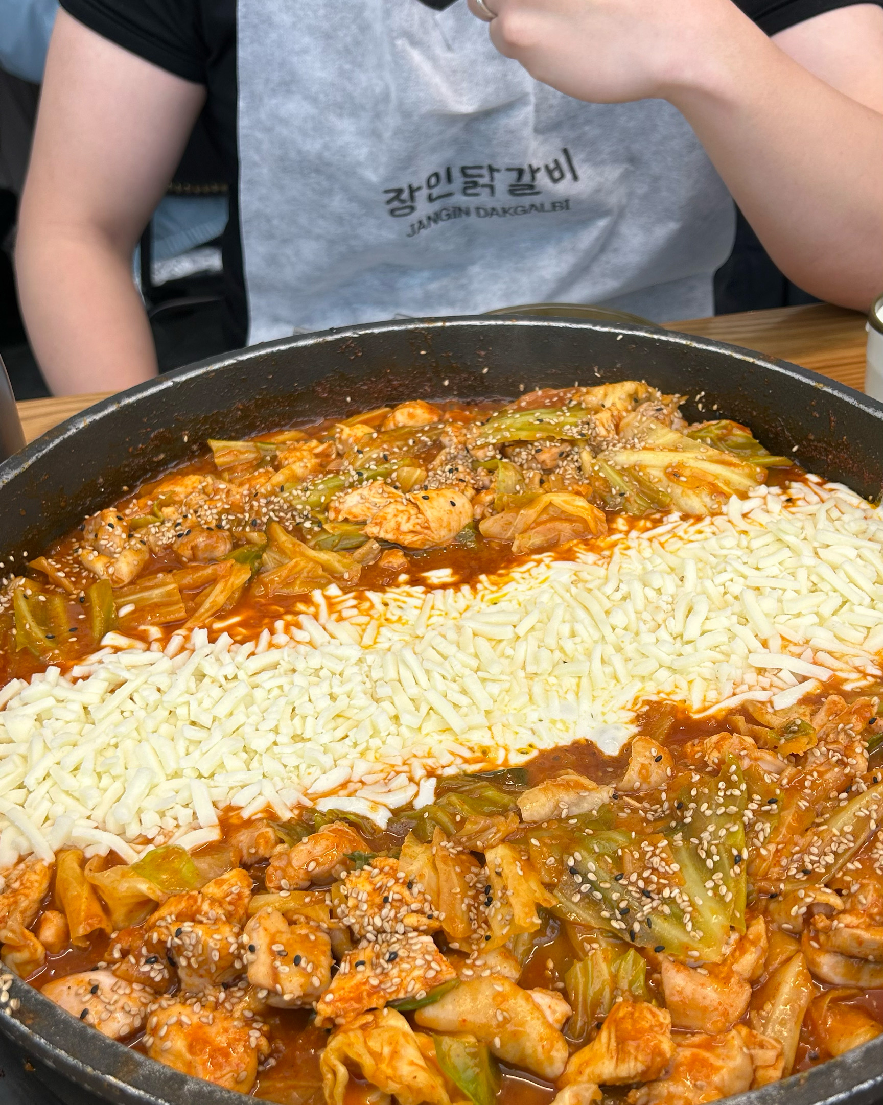 [홍대입구역 맛집 장인닭갈비 홍대2호점] 직접 가본 로컬 리뷰