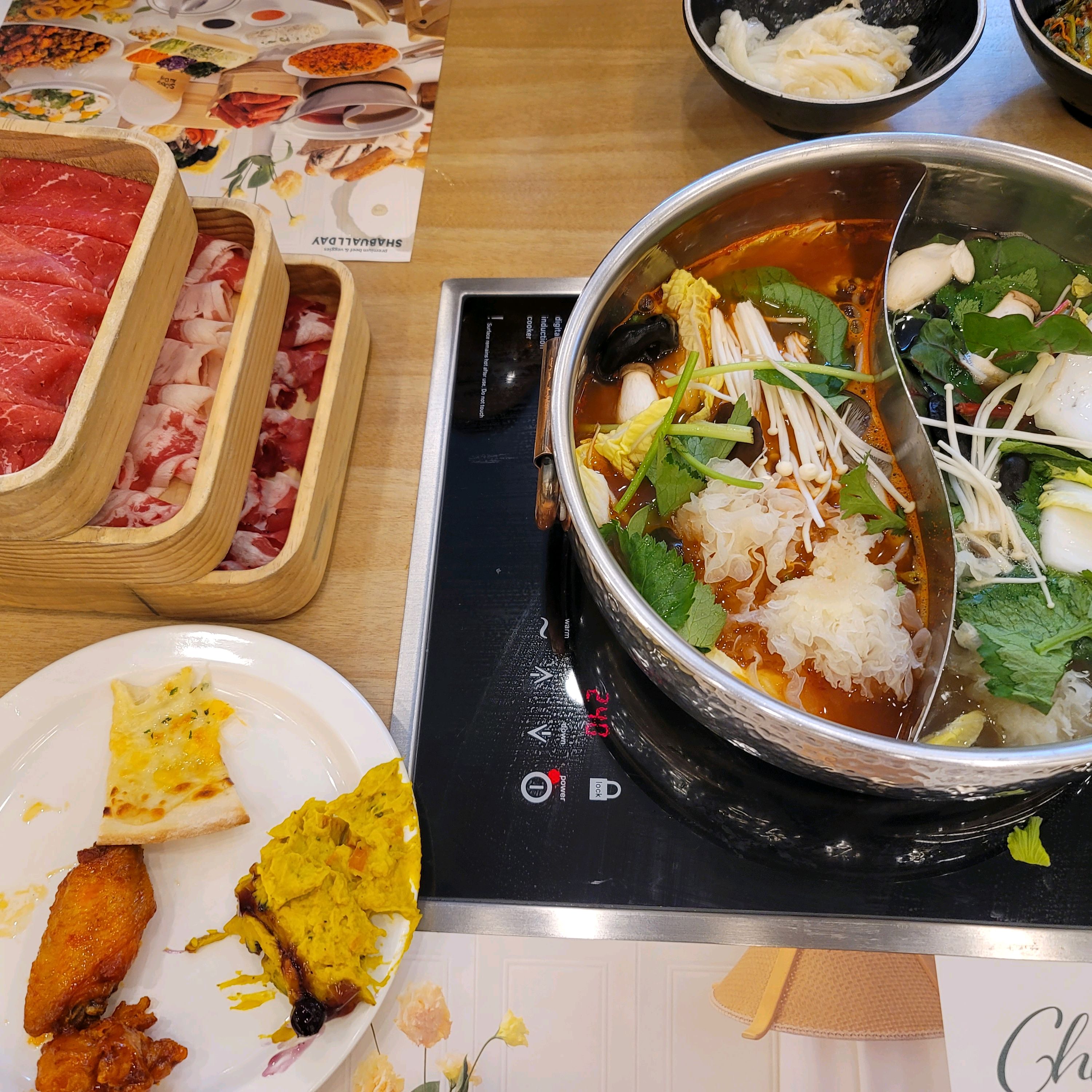 여기 지점은 처음간건데 마라맛이랑 얼큰맛해서 - 구래동 맛집 샤브올데이 김포구래점