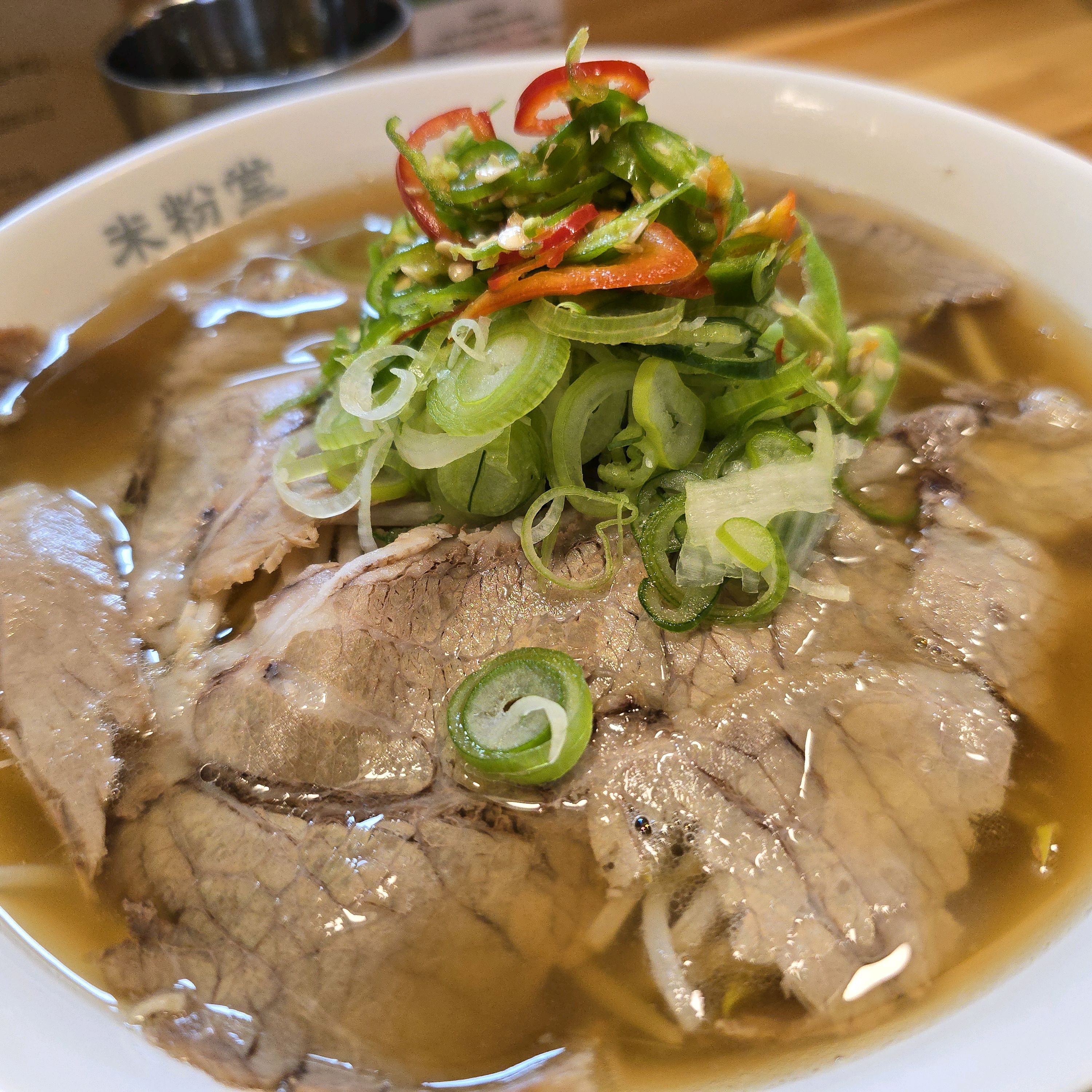점심시간엔 줄이길어 못 먹고 저녁에 와서 먹었네요. - 지정타 맛집 미분당 과천점