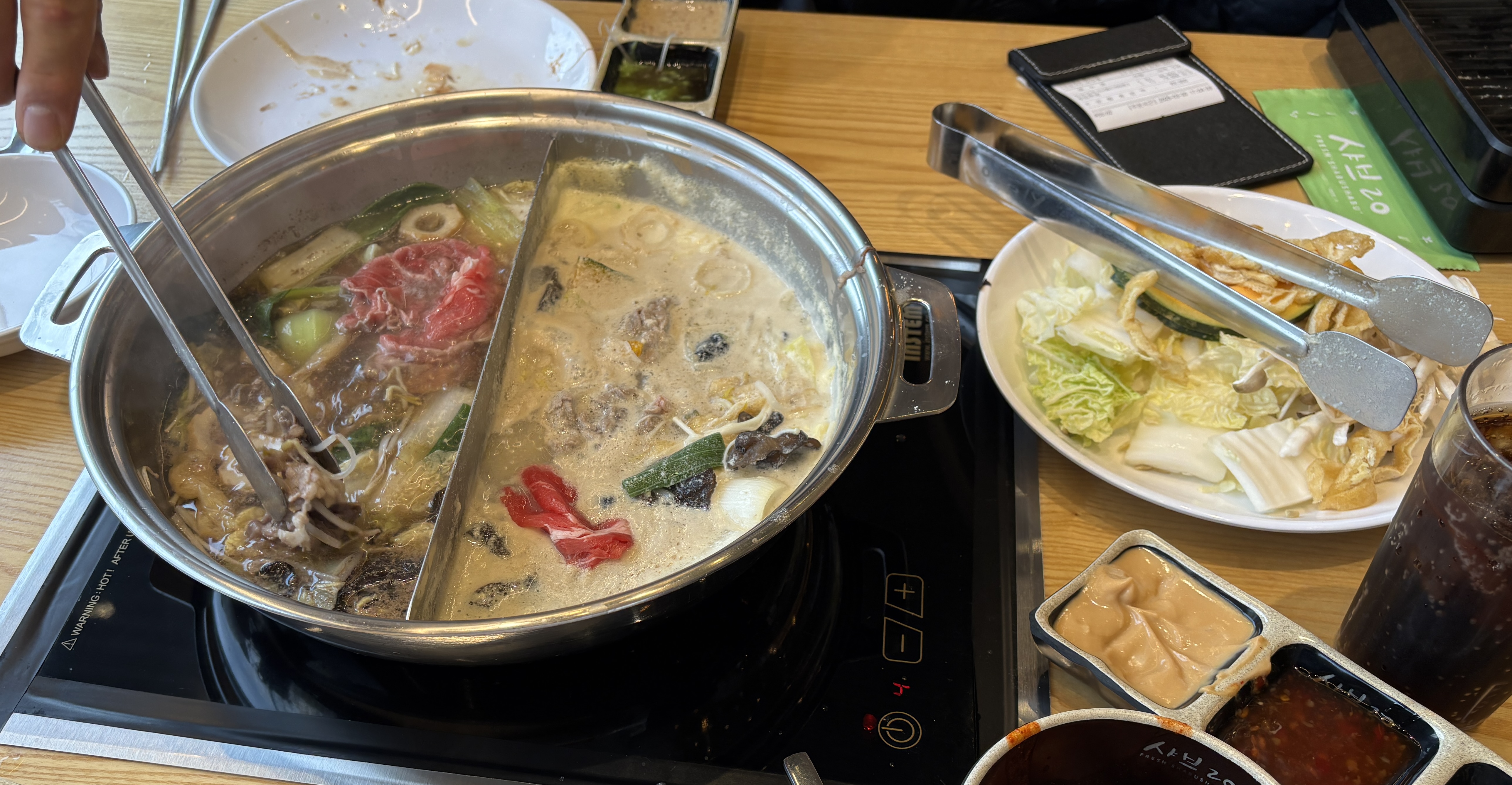 주말엔 사람이 너무 많네요 좀 정신없었어요 어쩔수 없는거긴하죠.맛은 무난했어요 - 대구 복현동 맛집 샤브20 대구복현점