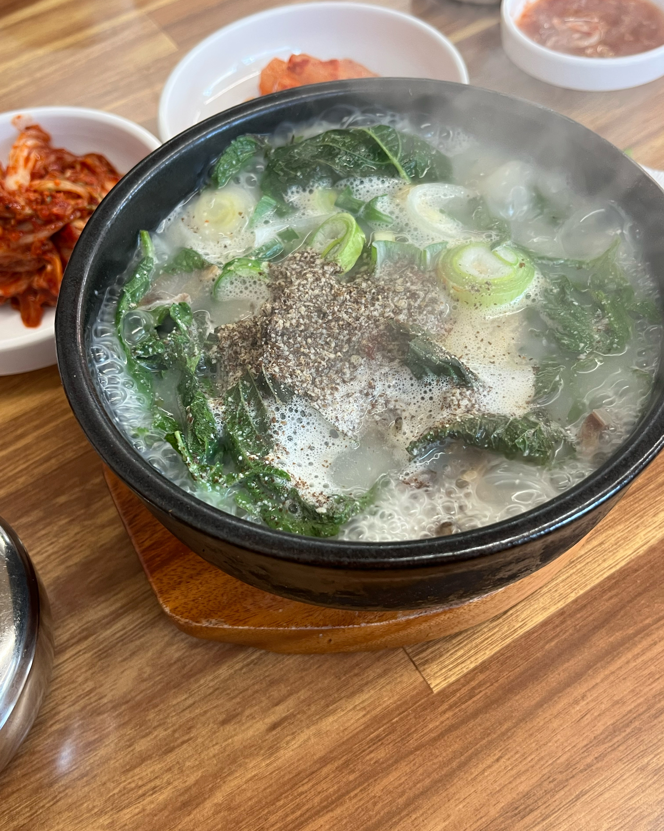 오랜만에 들렀는데 주인분이 바뀌셨네요ㅜ - 망원동 맛집 순대일번지 망원본점