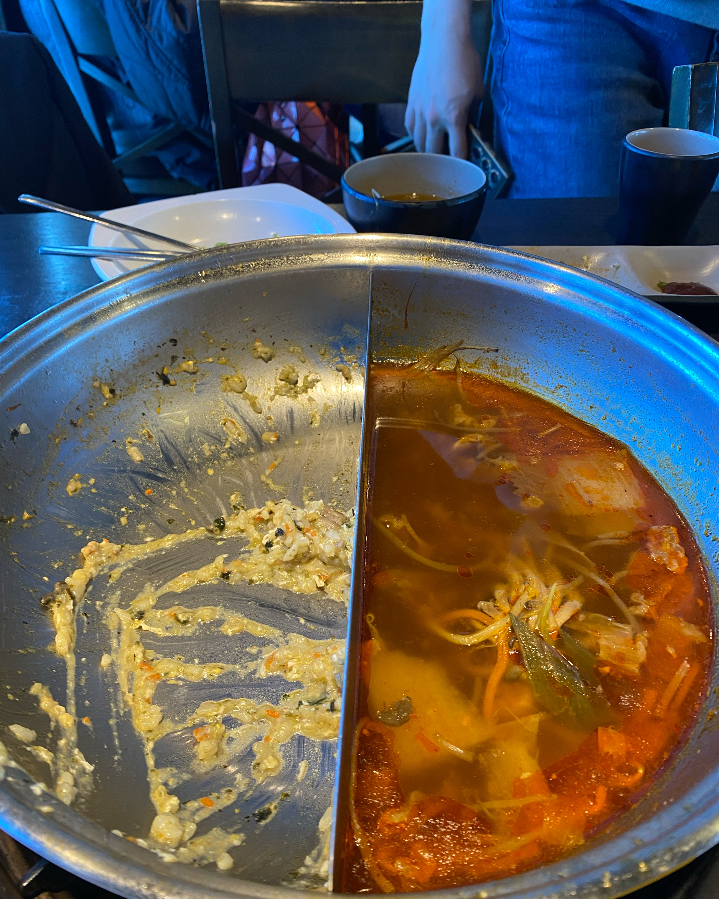 오랜만에 방문한 소담촌!!! 소스가 좀더 다양해진것 같아용~!! 맛있어서 배터지게 먹구왔네