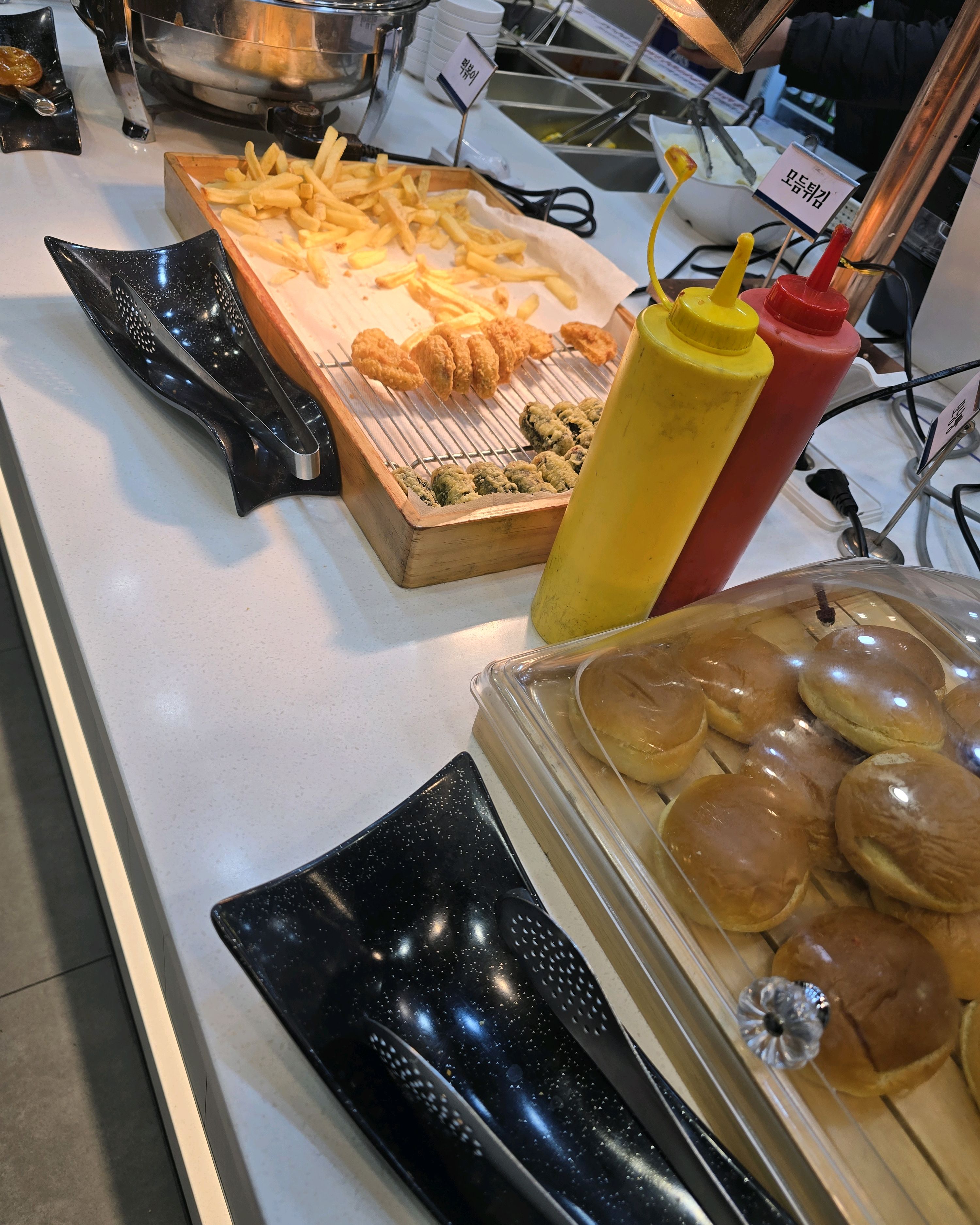 아들 들이랑 푸짐하게 맛나게 느긋하게 먹고 갑니다. 번창하세요 - 덕이동 맛집 명륜진사갈비 일산덕이점