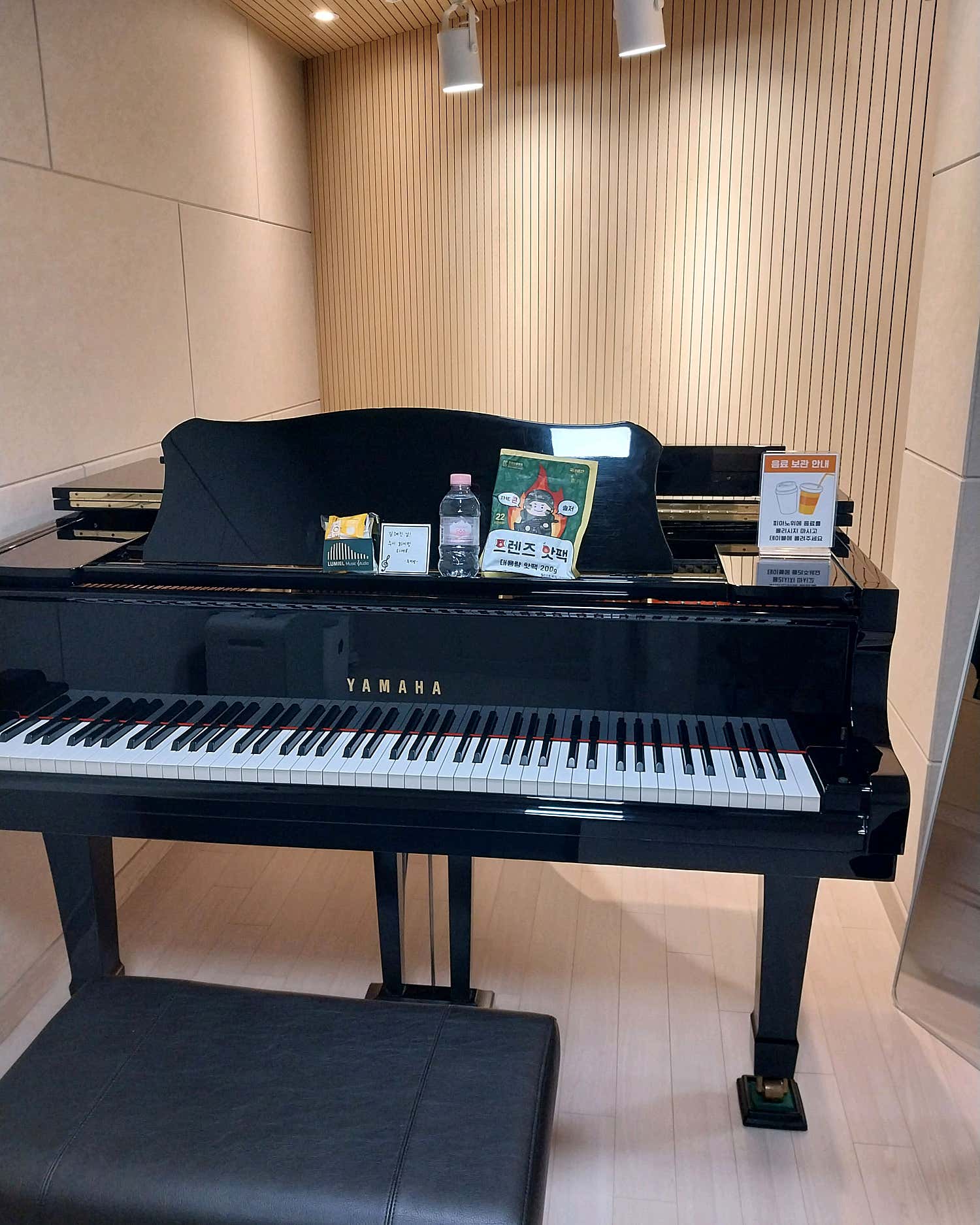 2번째 스튜디오 사진