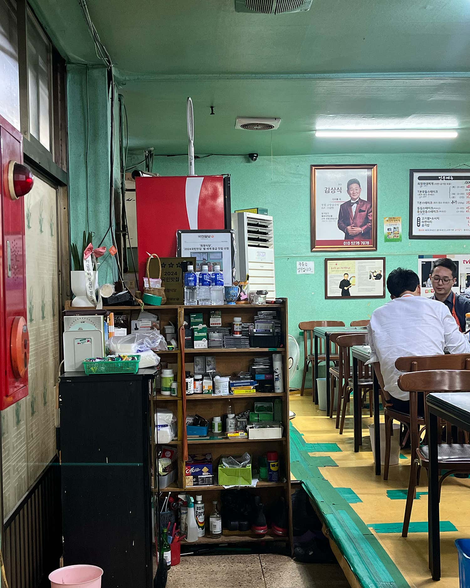 희정식당 메뉴판 (부대찌개 가격)