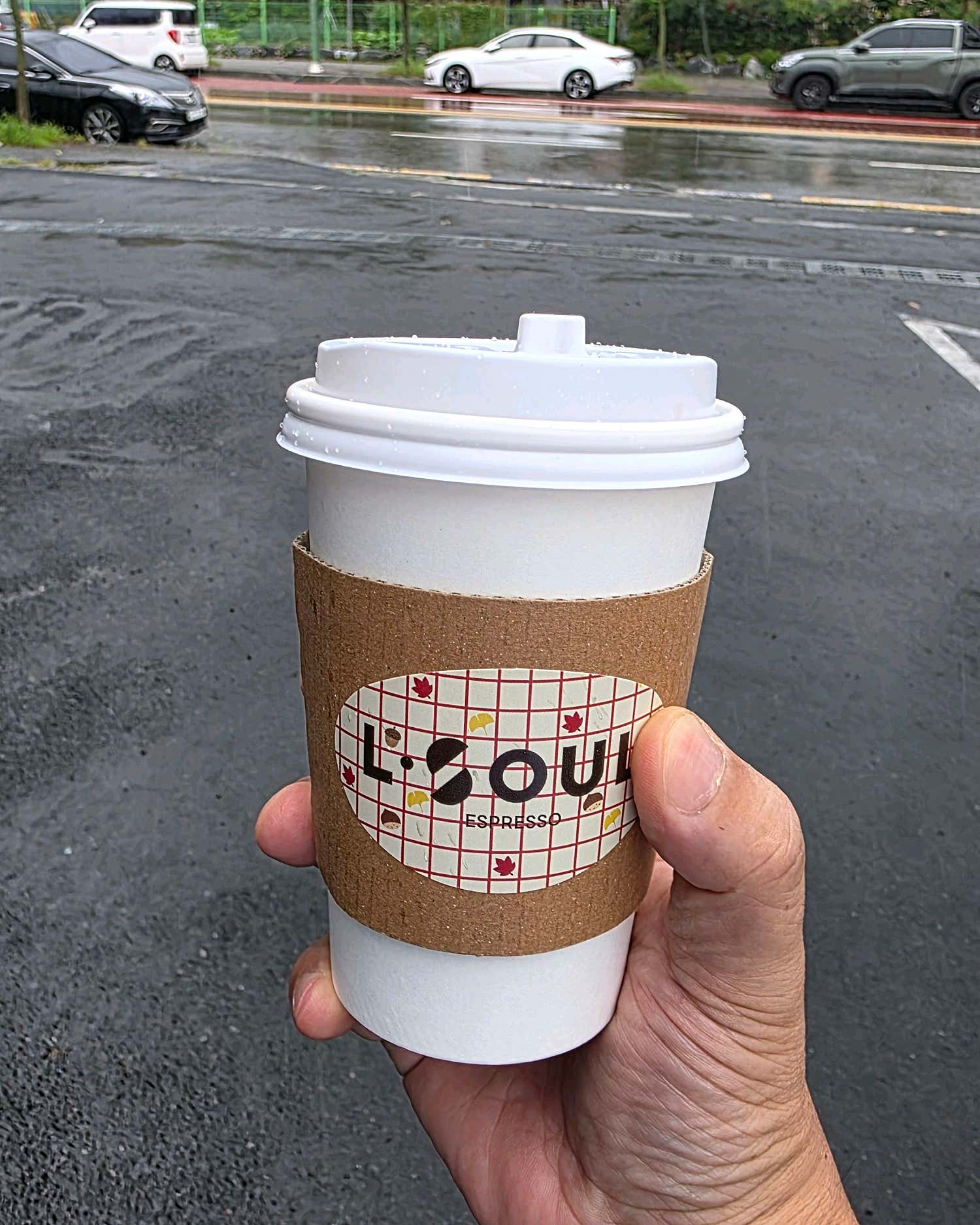 엘쏘울에스프레소 옥천 케이크 쇼케이스