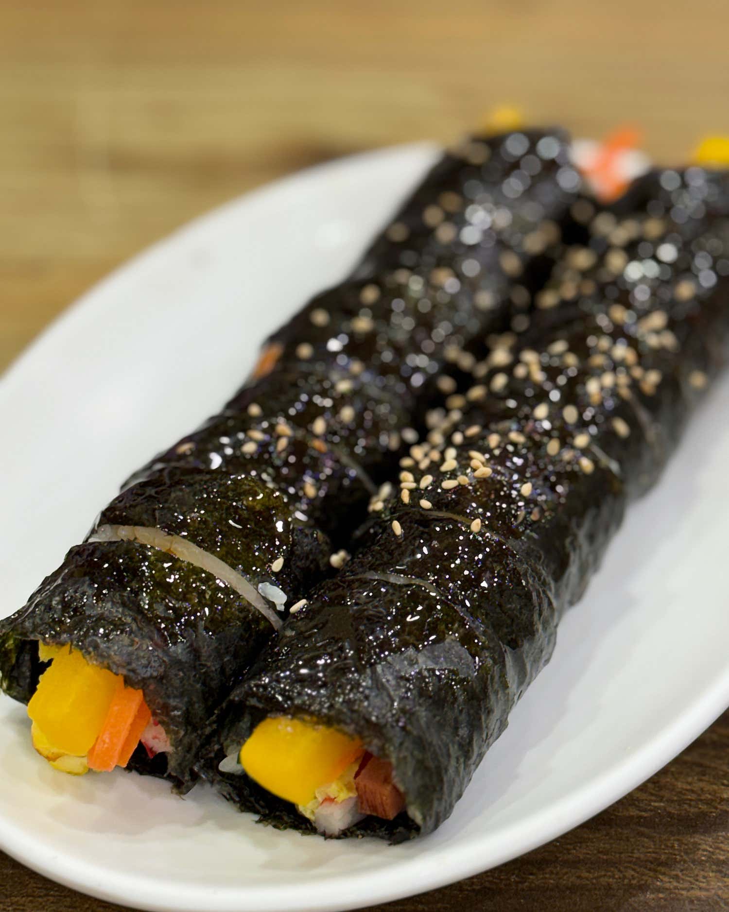 옛날땡땡이상추튀김 북대1호점 테이블 및 음식 사진