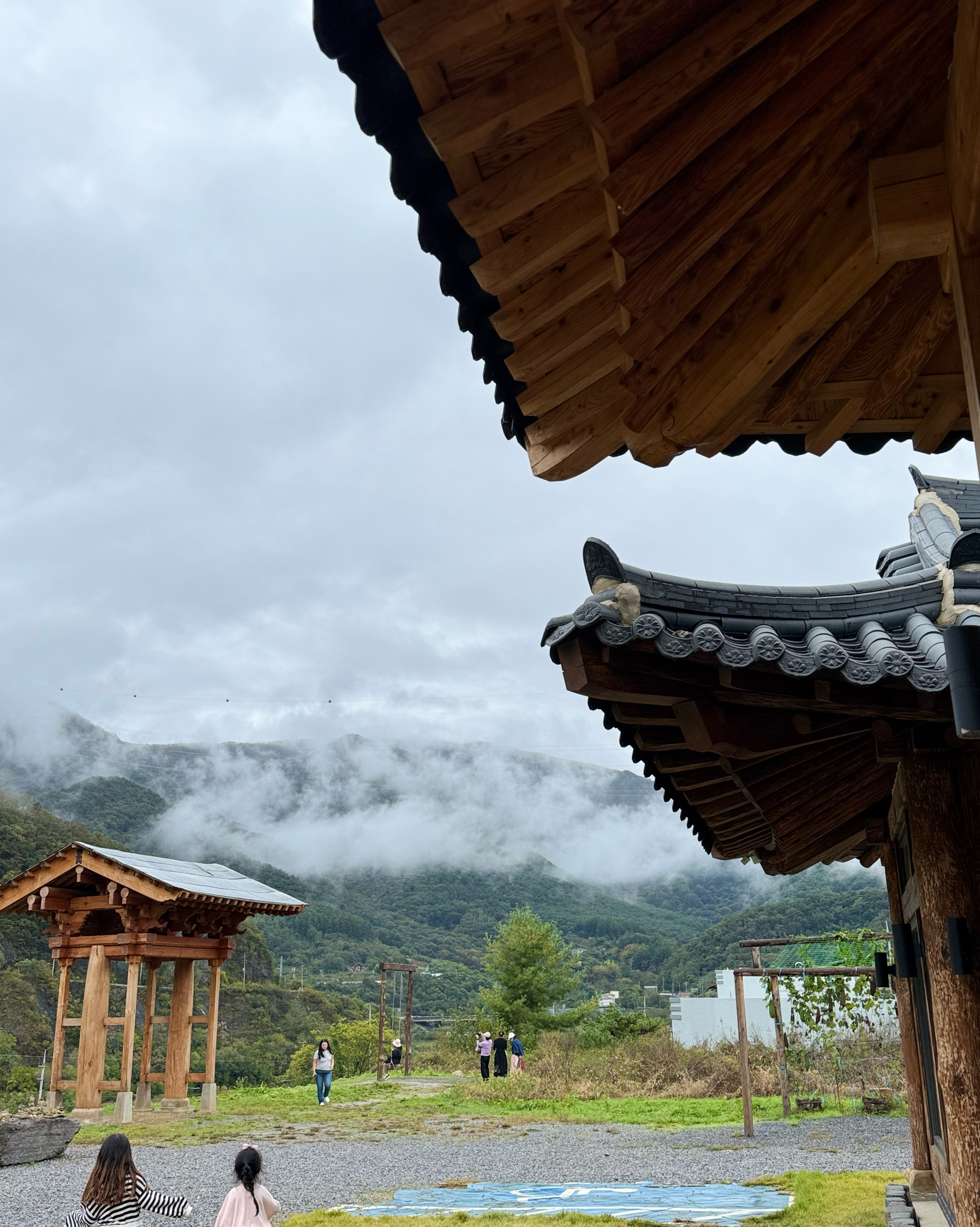 카페 외부 풍경