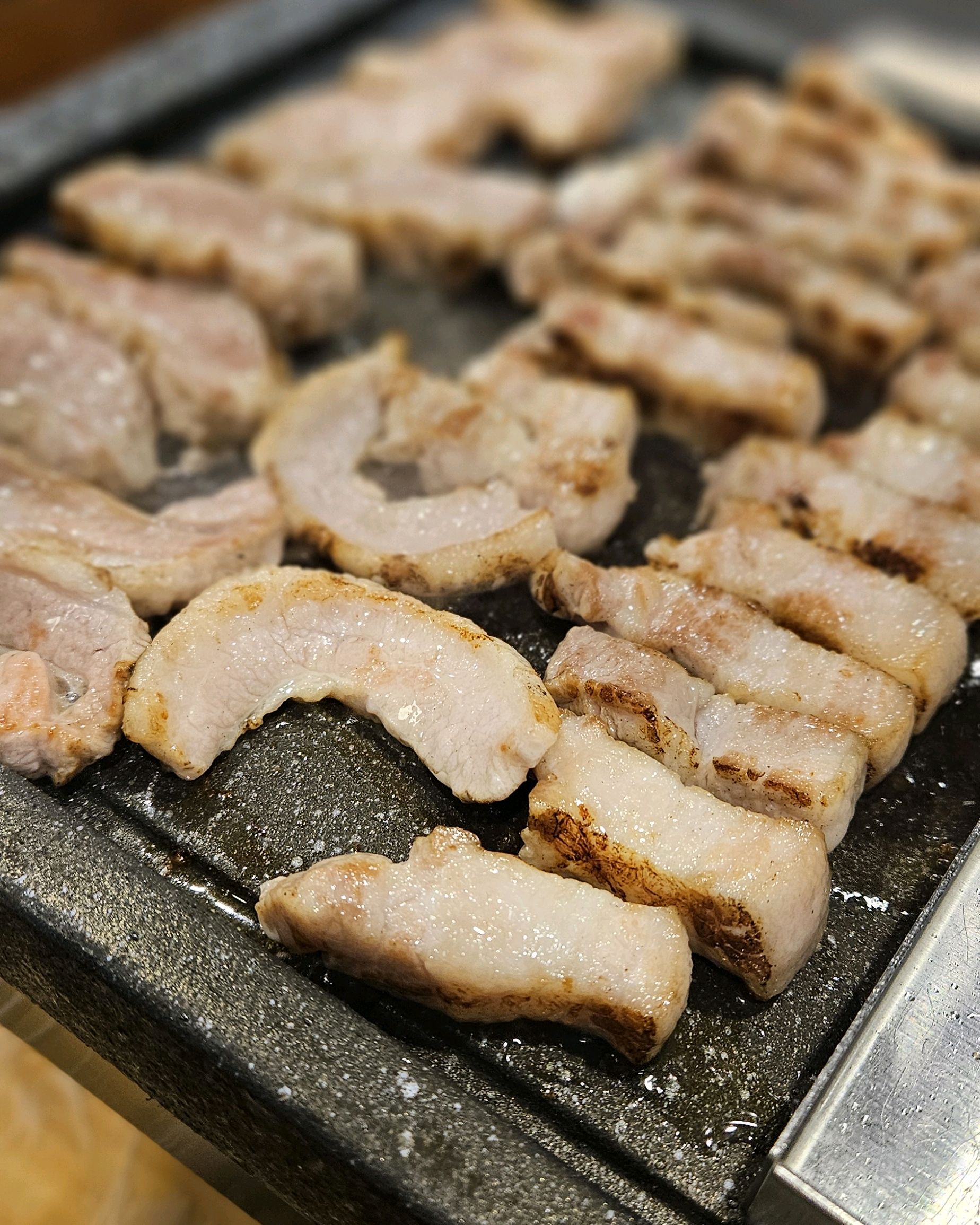 하남돼지집 속초청초호점 (Hanam Dwaejijip Sokcho Cheongchoho Branch) 10