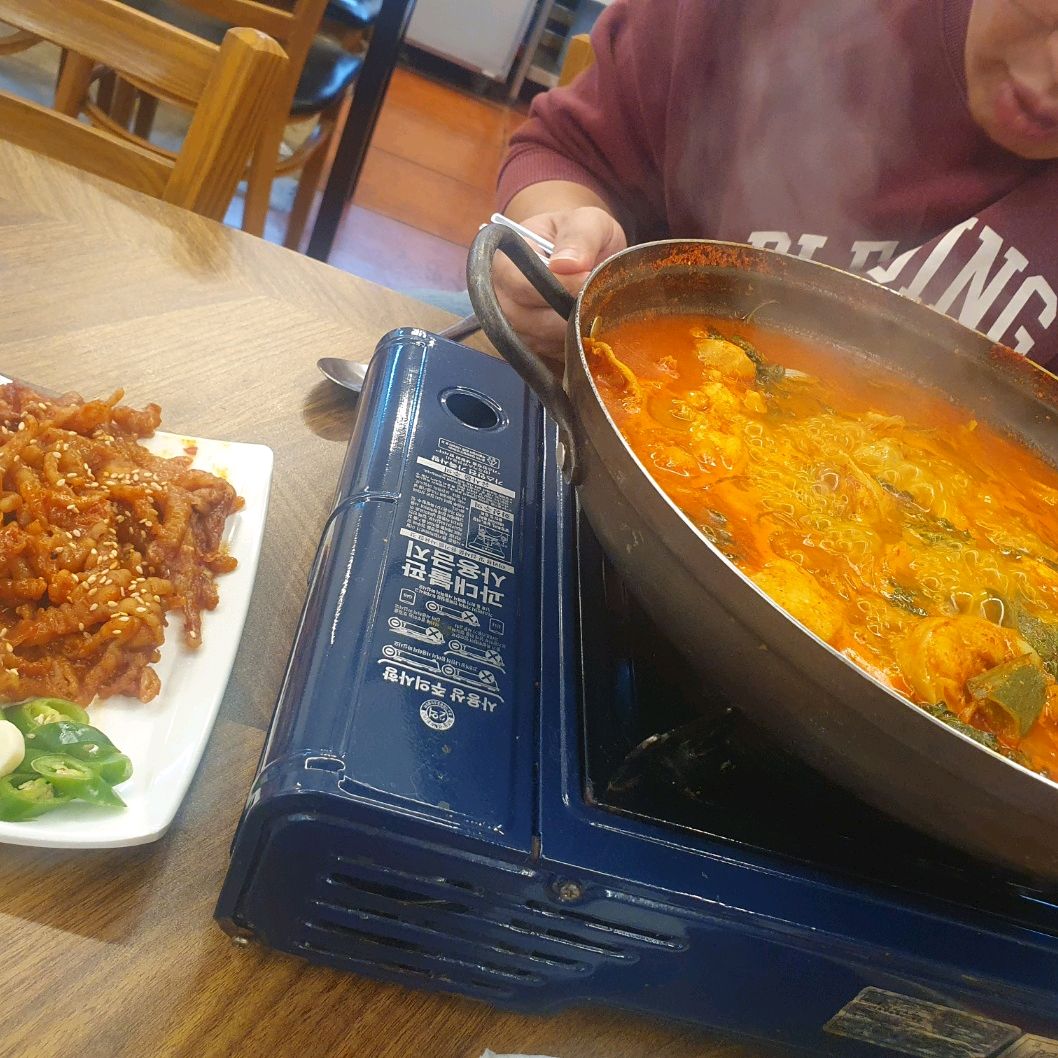 다양한 안주와 술