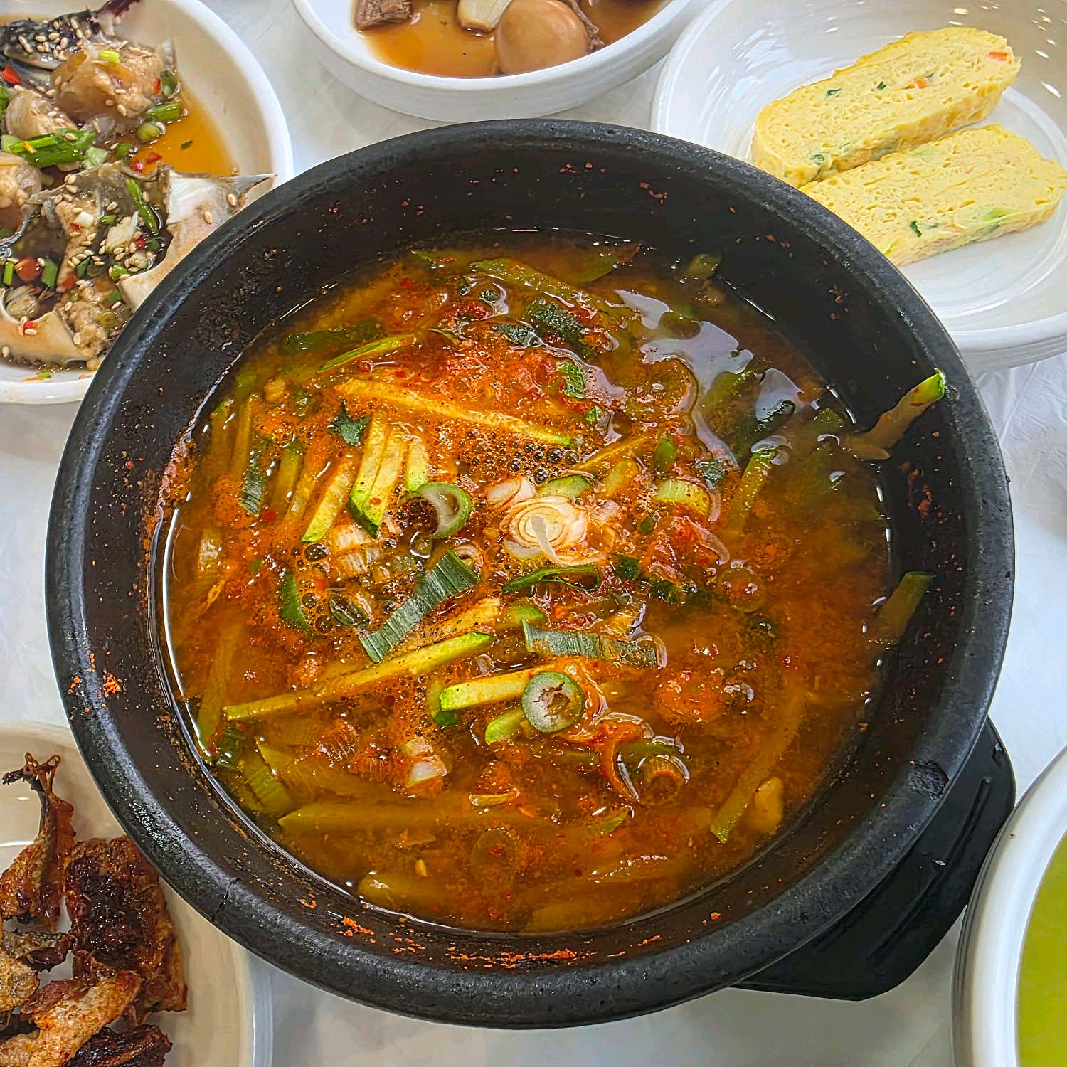 모래골의 아삭하고 시원한 김치 반찬